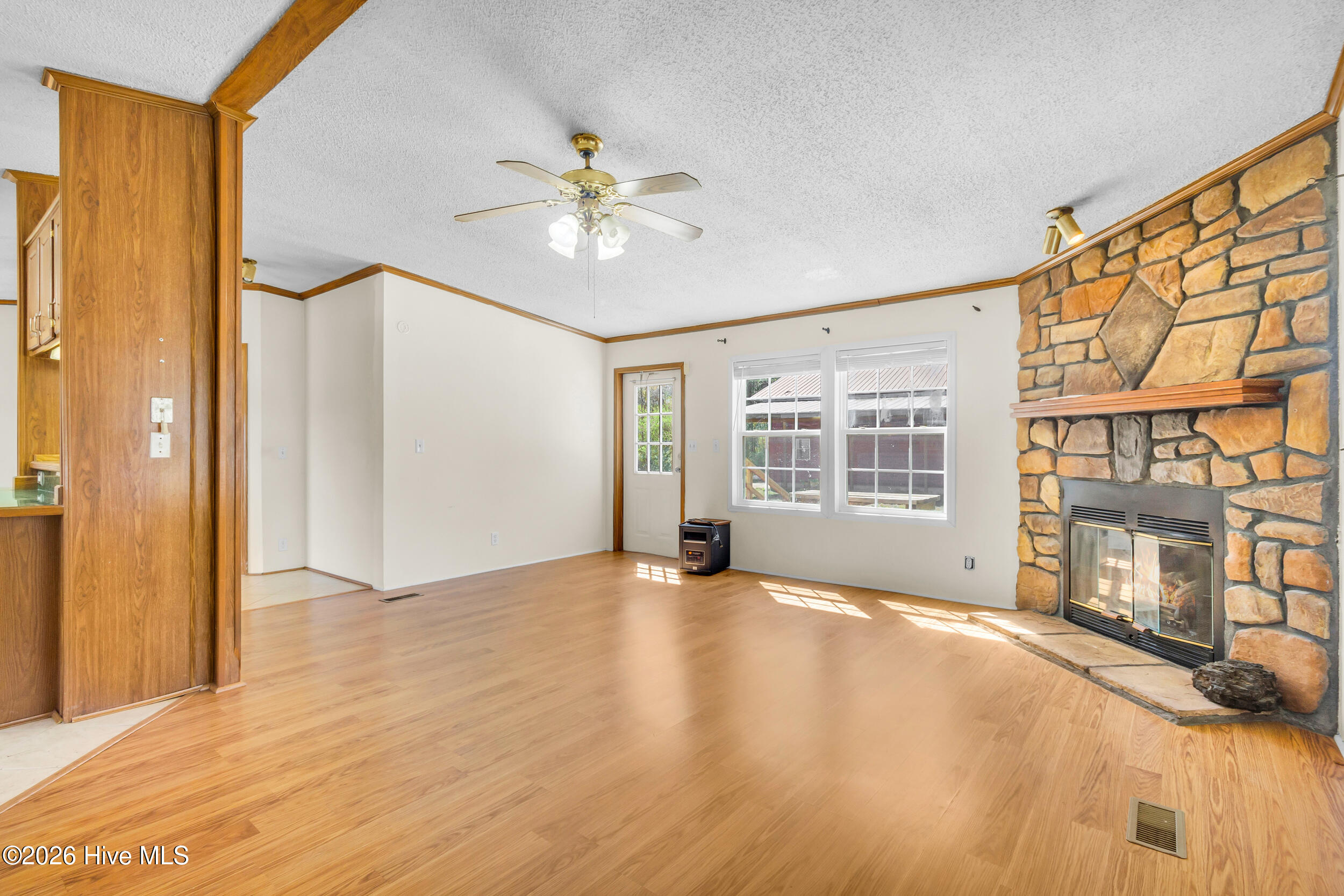 275 Bayleaf 