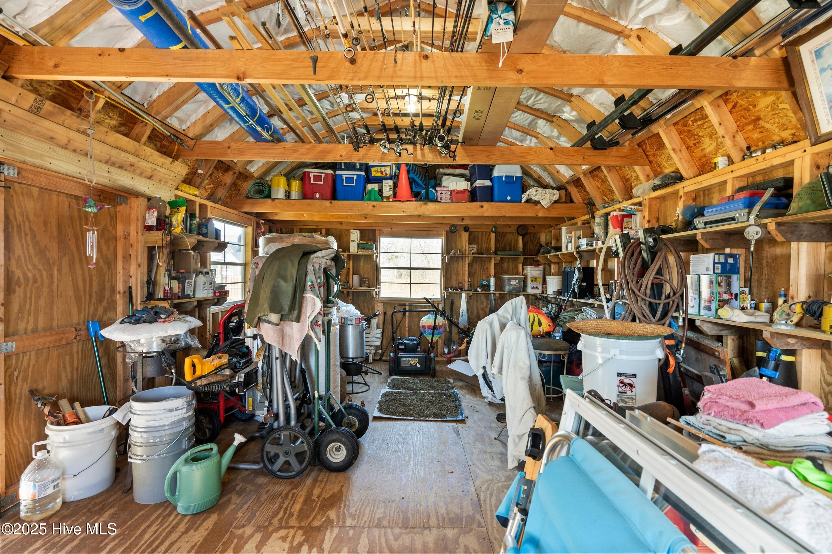 100538815 | Photo 70