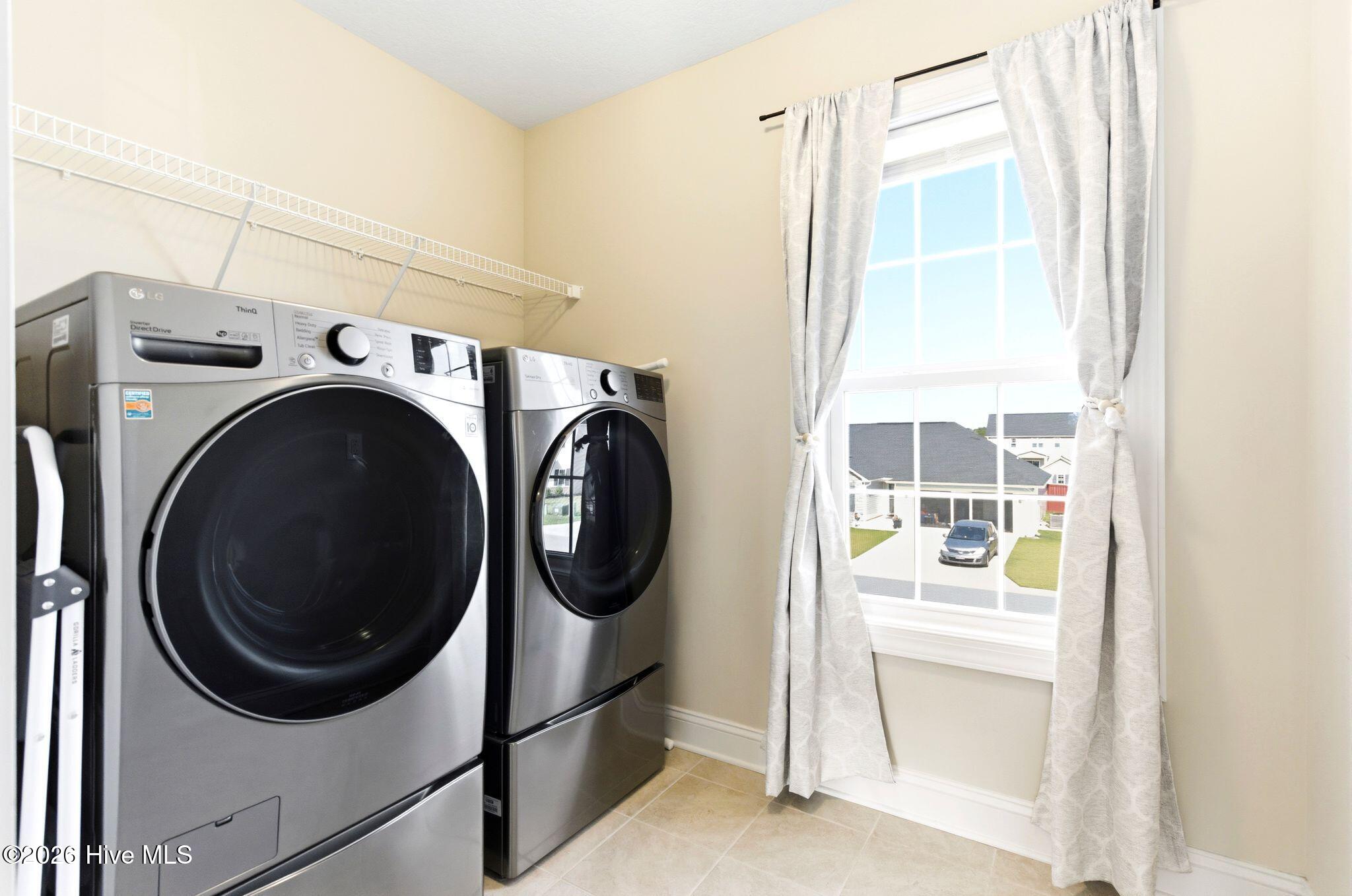 100563998 | Photo 39