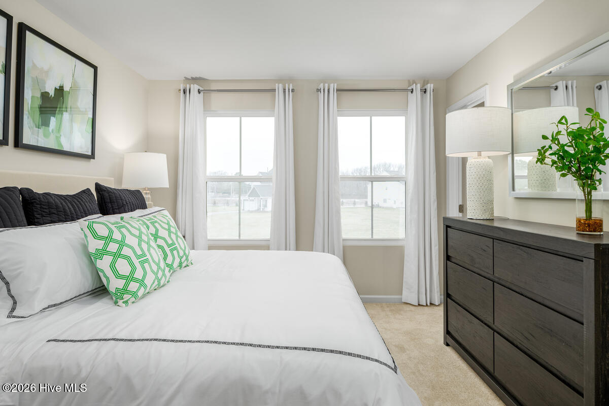 100564716 | Photo 10