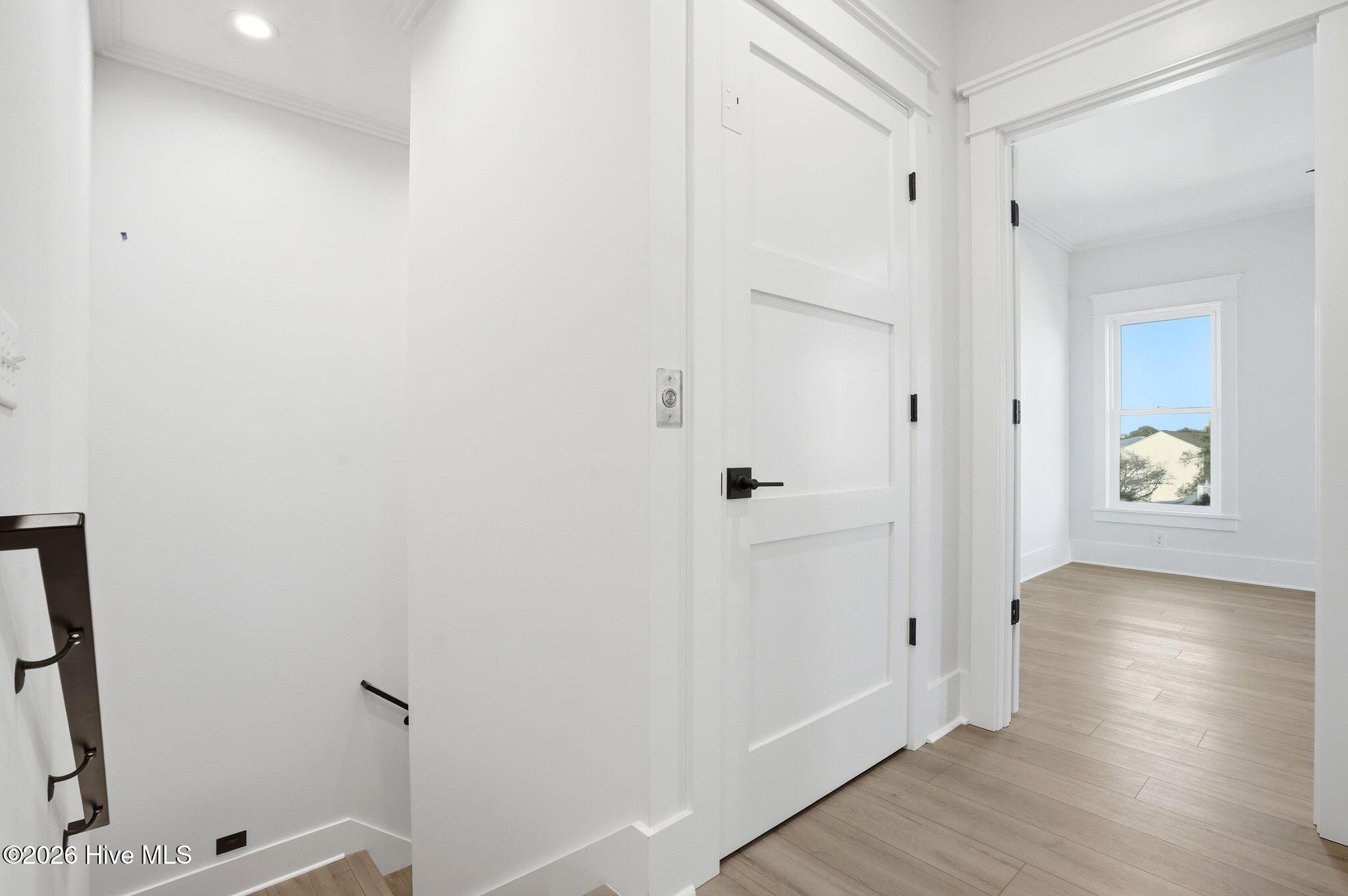 100554996 | Photo 56