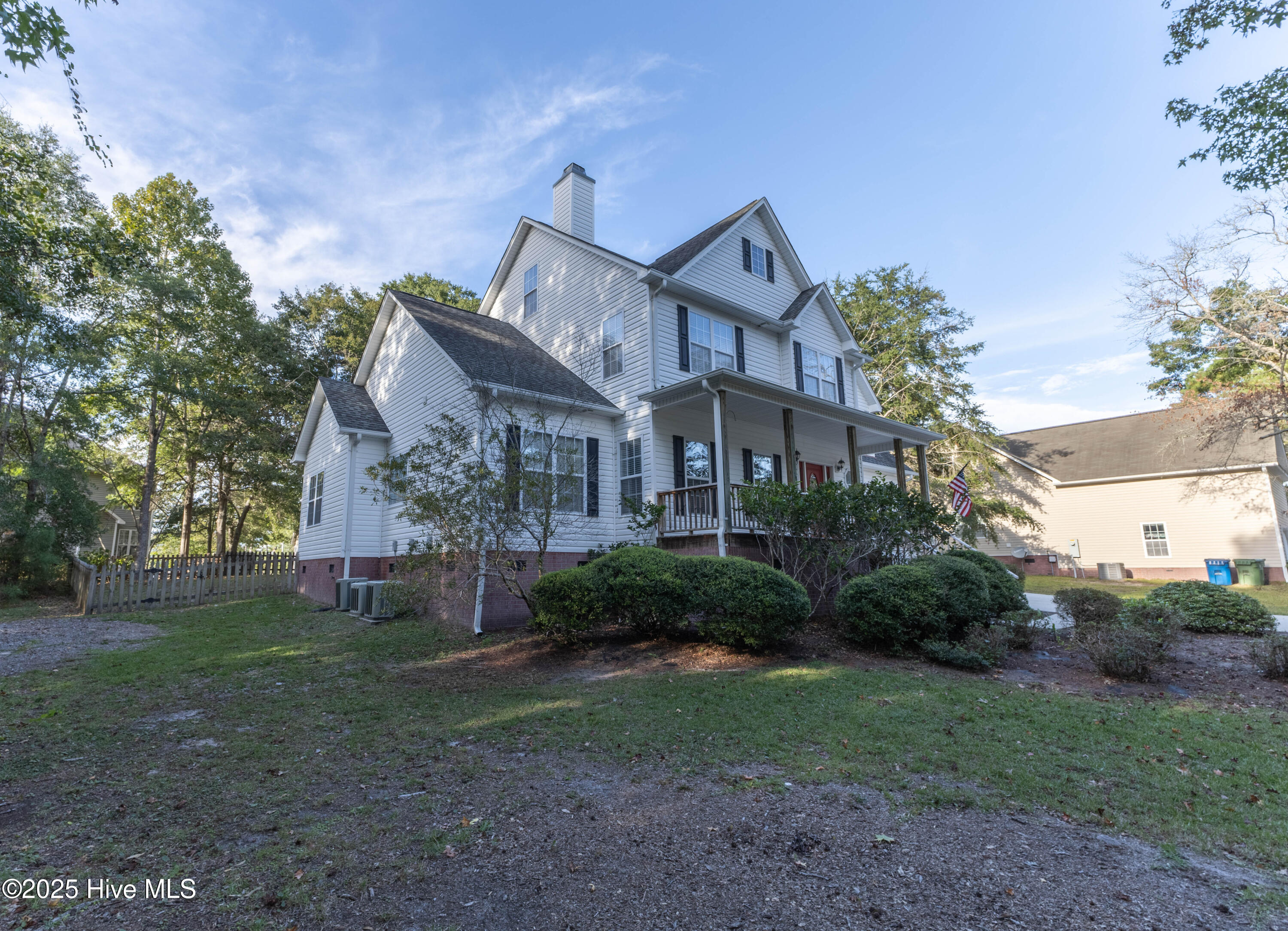 100535592 | Photo 43