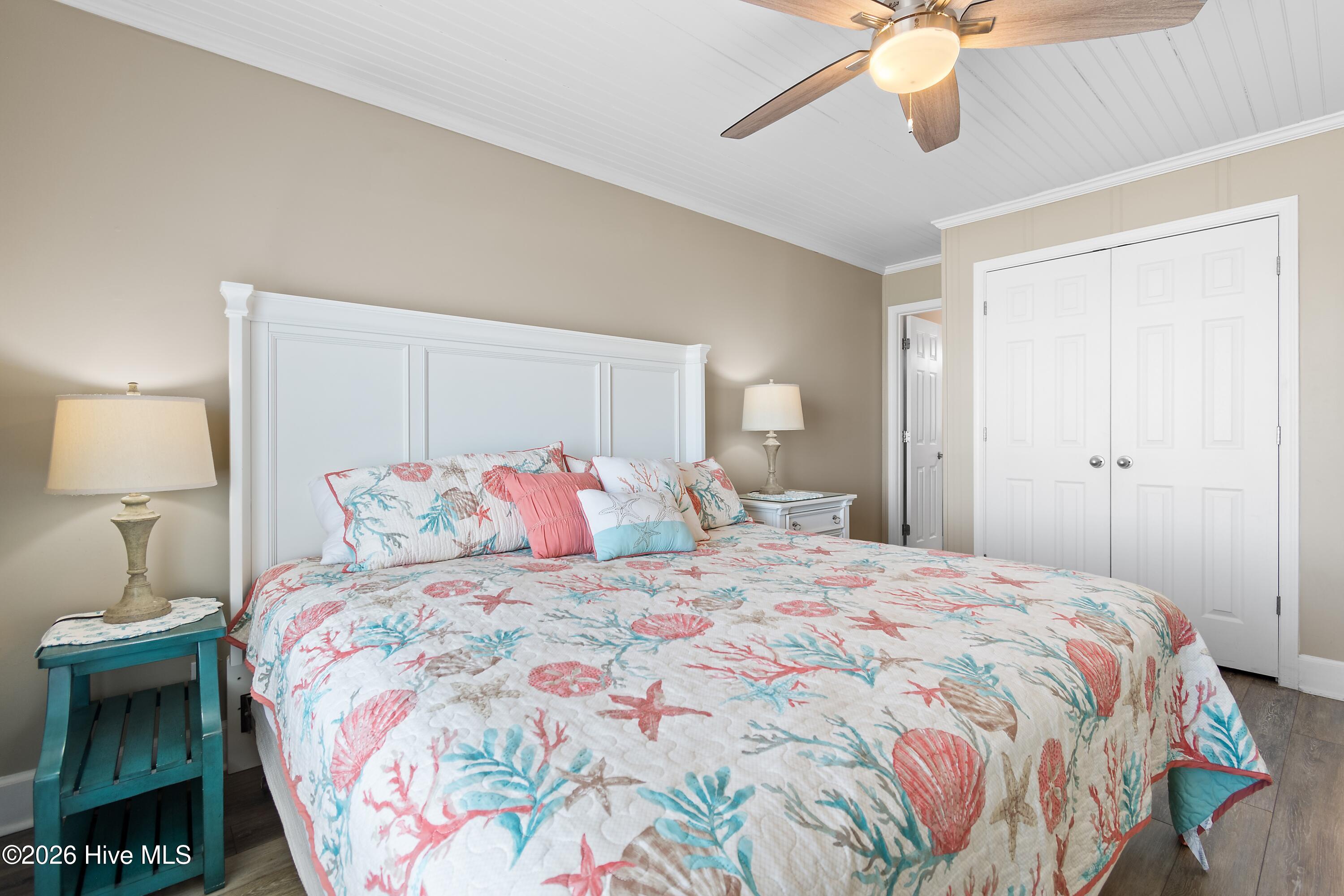 100568151 | Photo 20