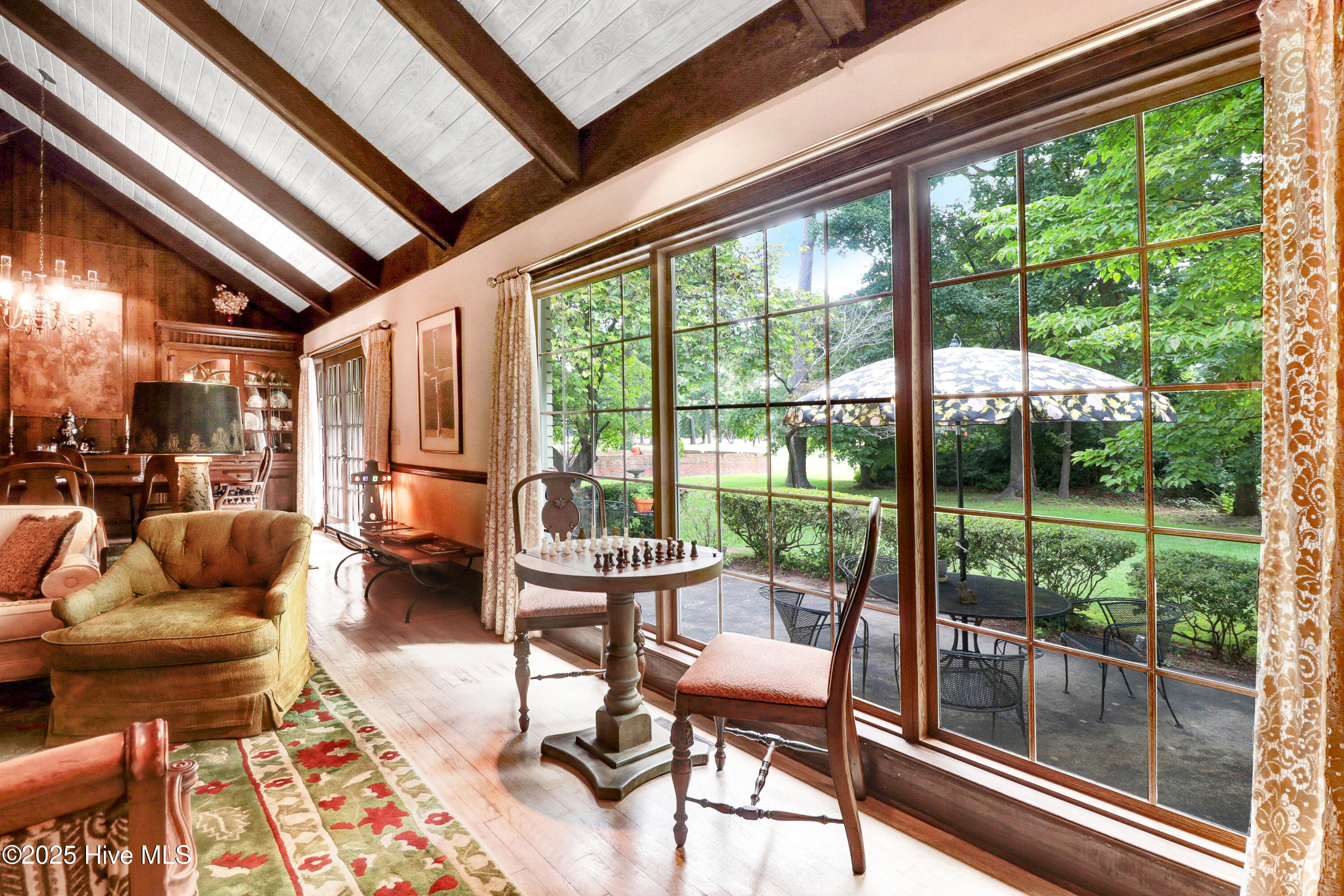 29-1601 Cambridge Dr-27