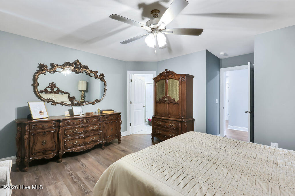 100548902 | Photo 22