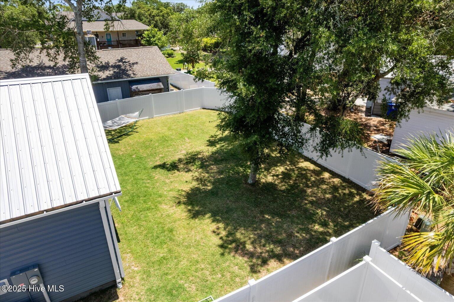 100516141 | Photo 40