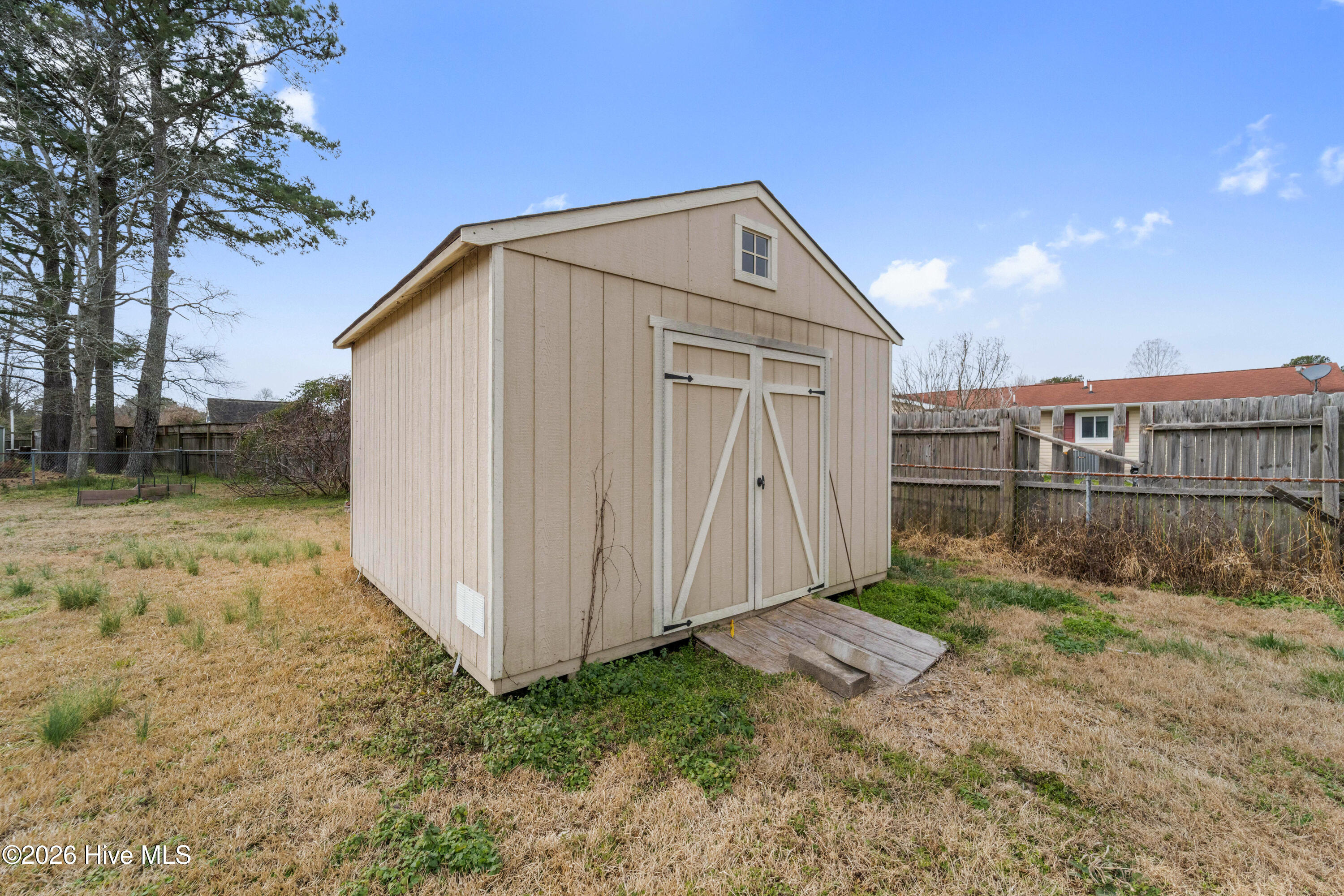 100556367 | Photo 48