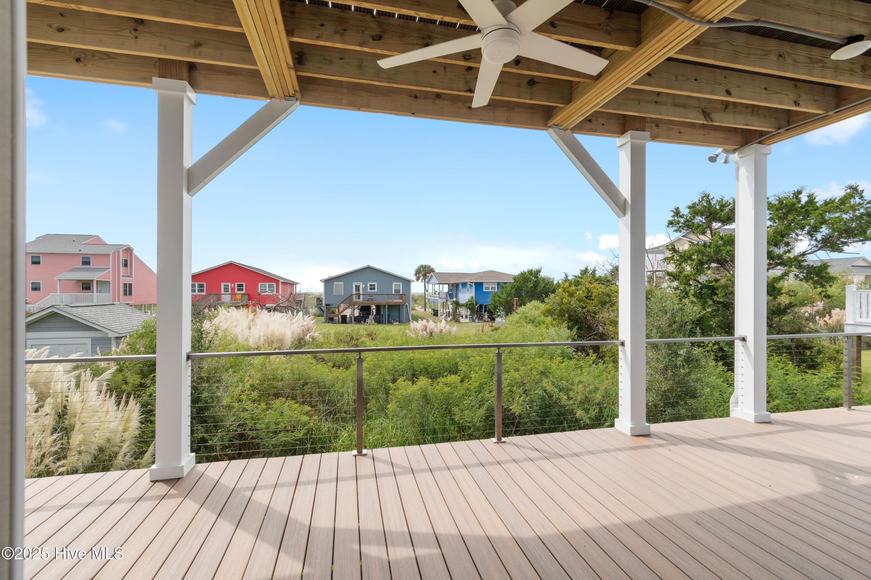 100549252 | Photo 30