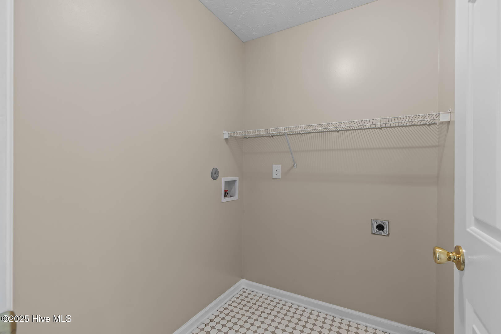 100538607 | Photo 52