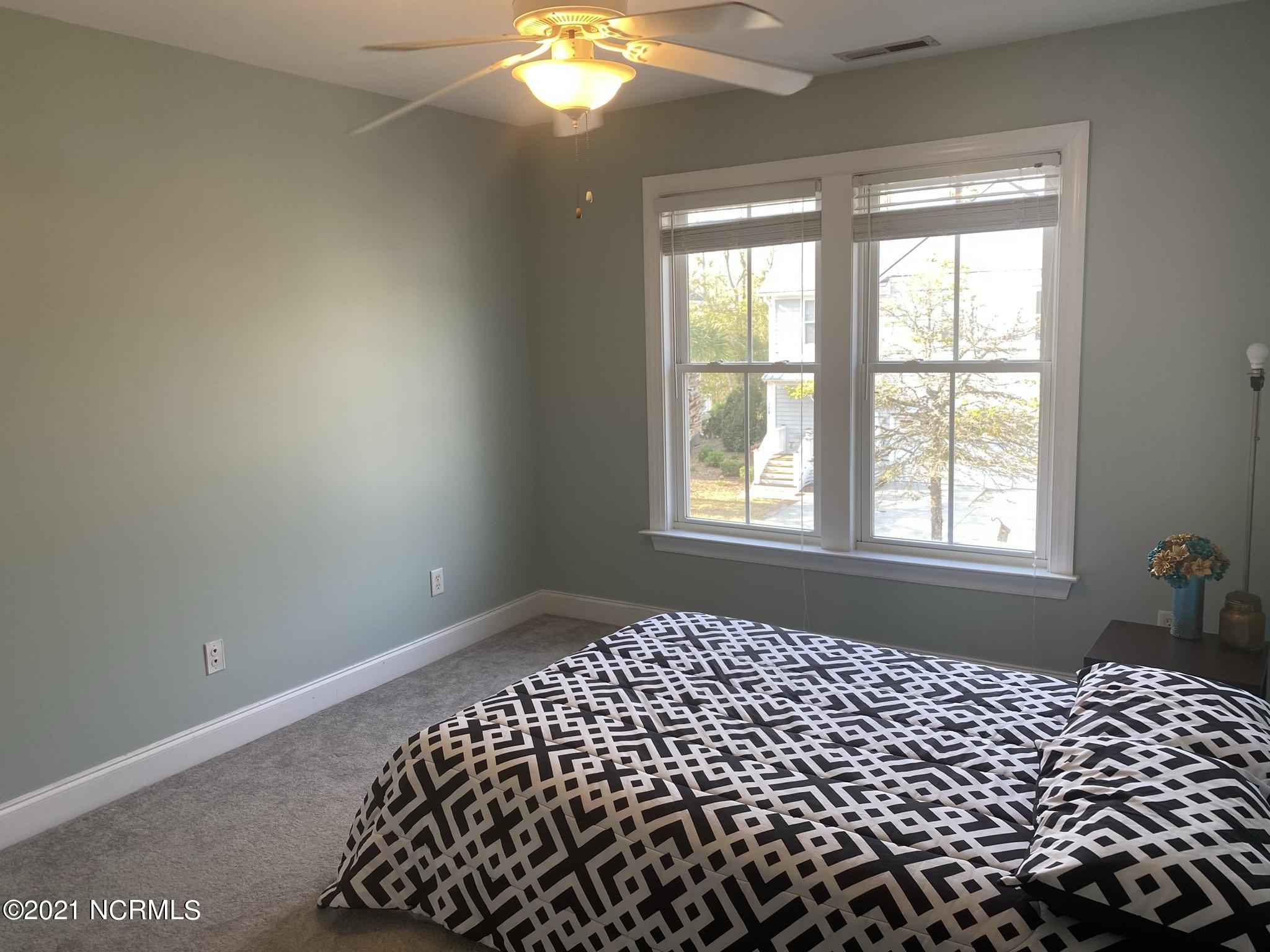 100535650 | Photo 24