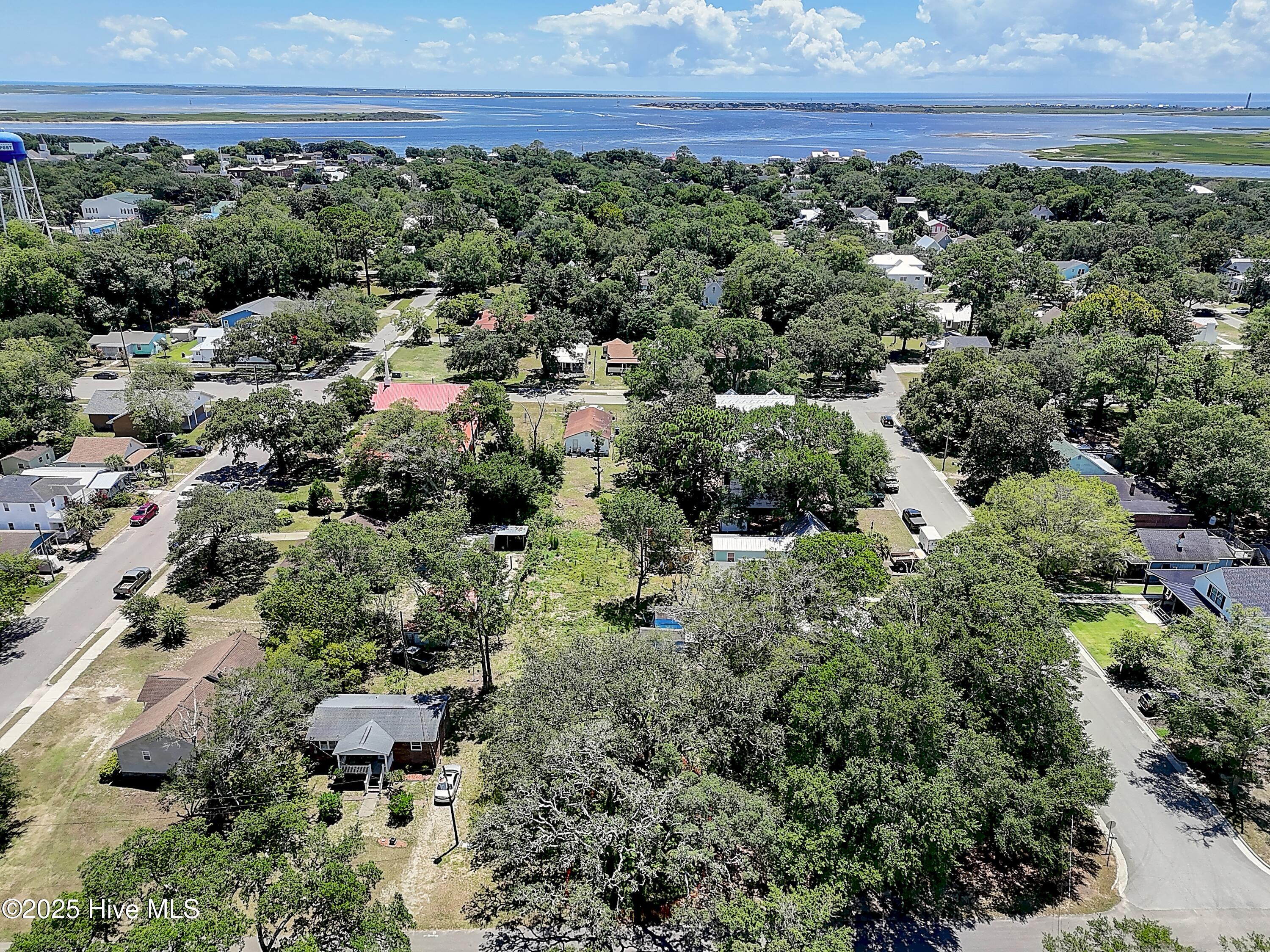 100521668 | Photo 13