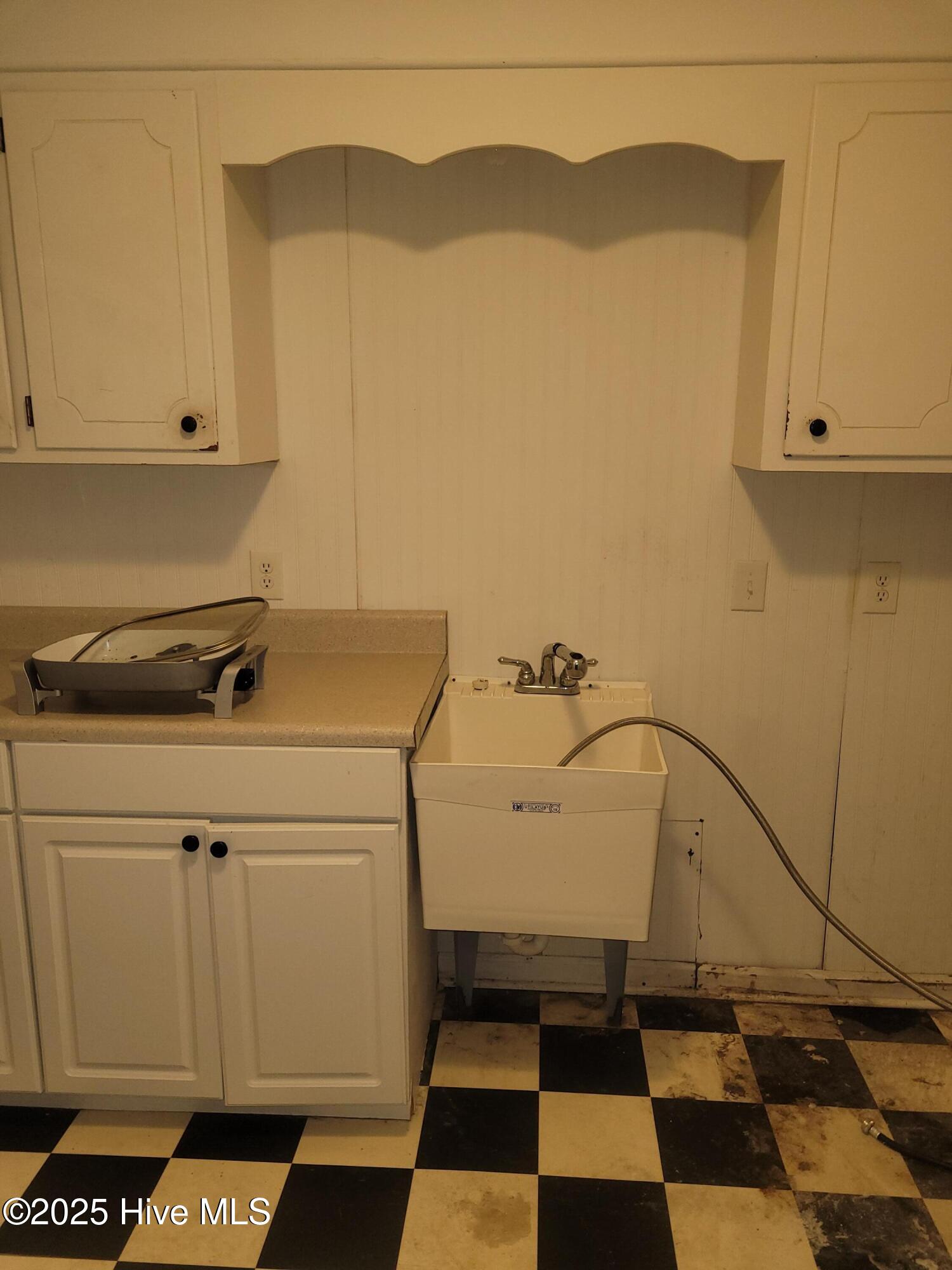 100540059 | Photo 15