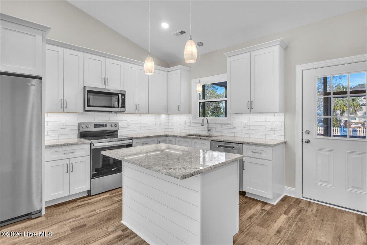 100551453 | Photo 20