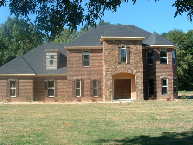  Listing Photo  1
