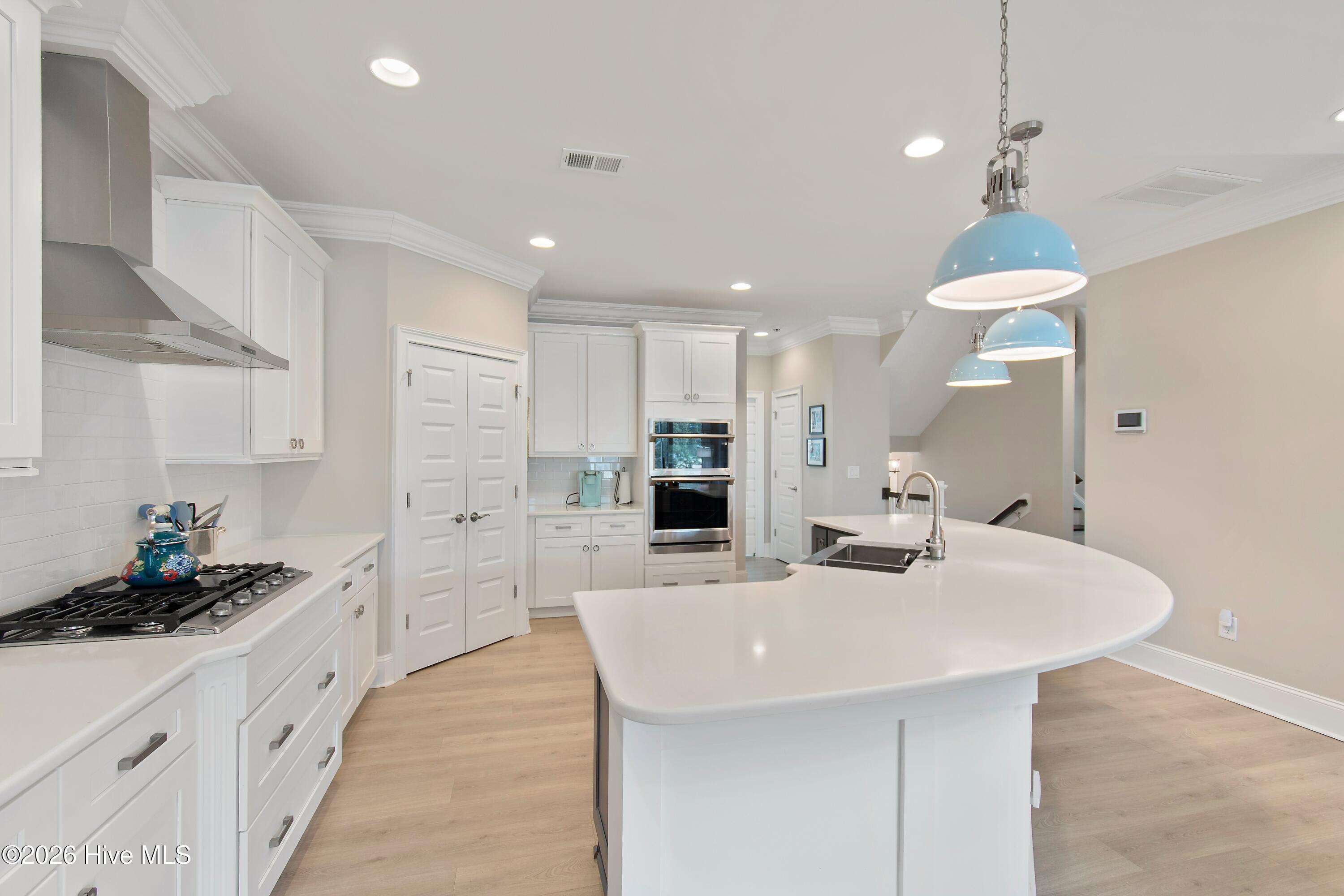 100556755 | Photo 10