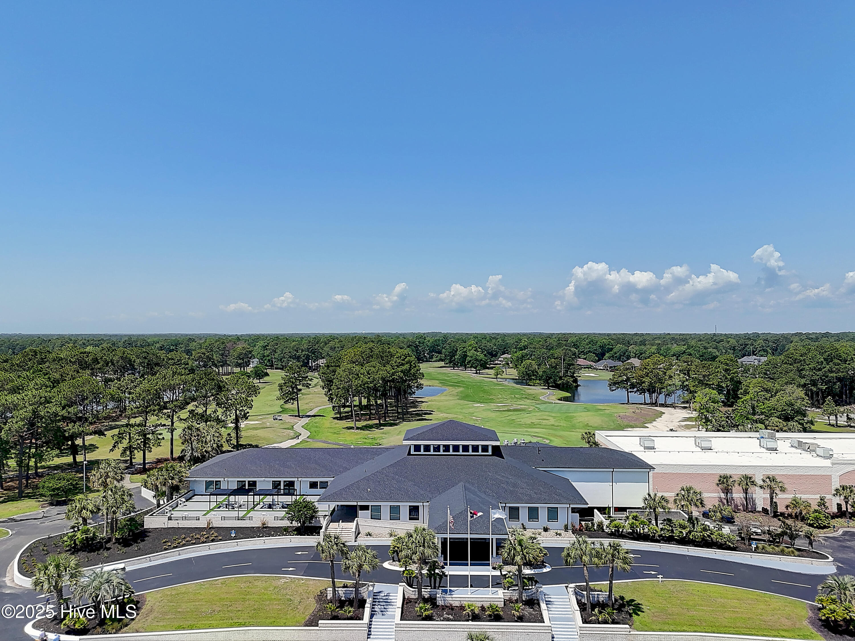 100524697 | Photo 47