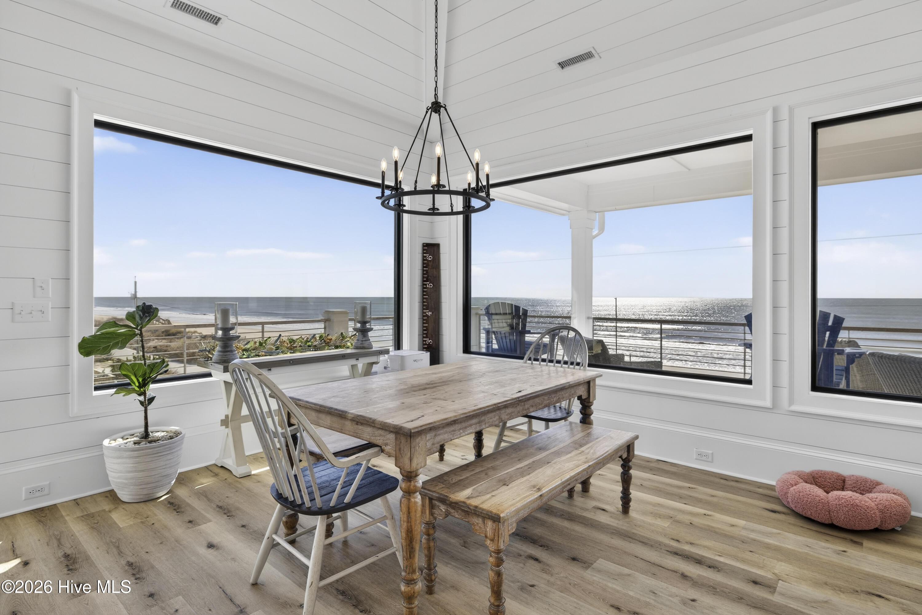 1423 N Shore Drive, Surf City, NC, 28445