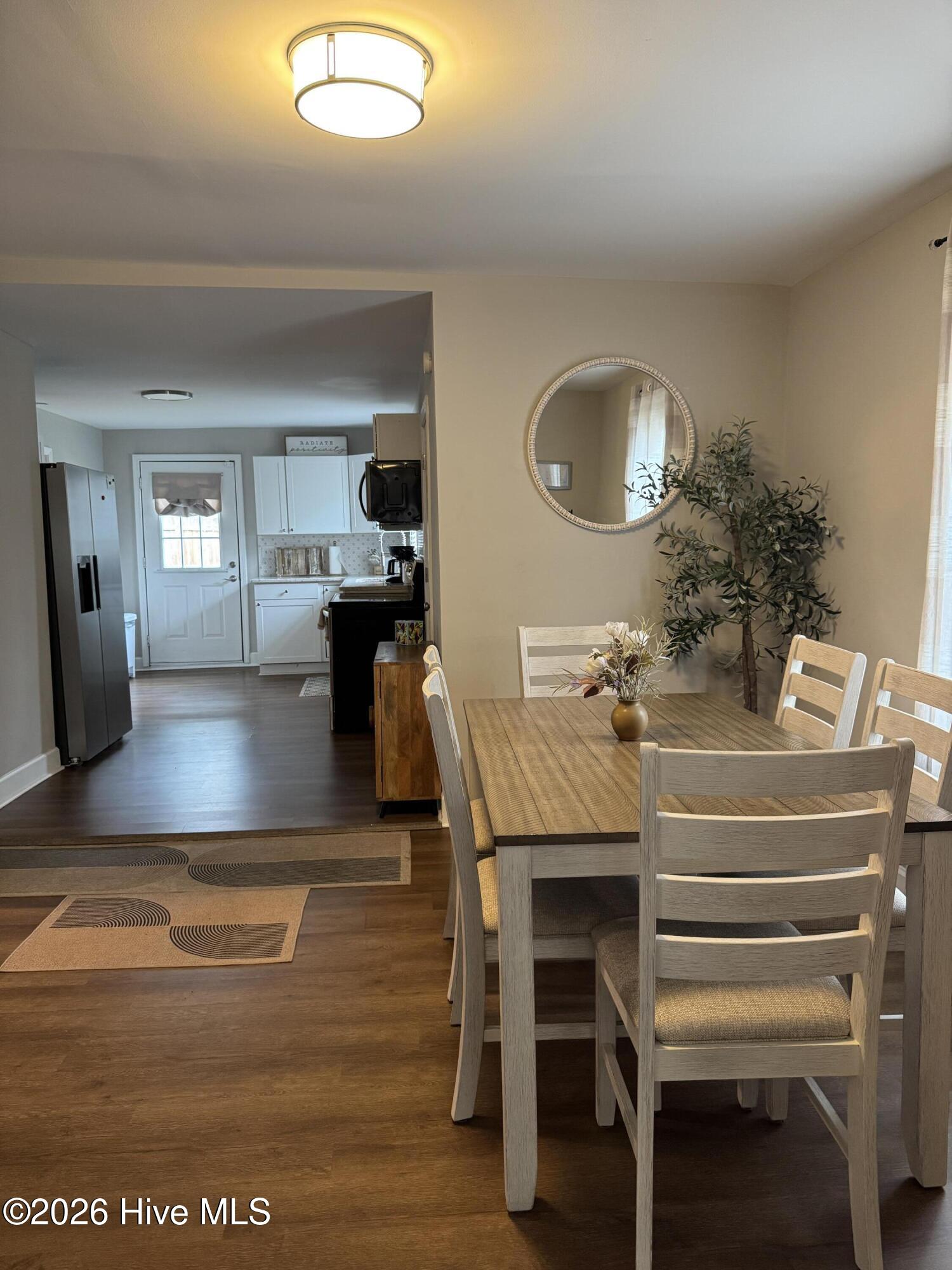 100552915 | Photo 11