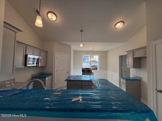 100537819 | Photo 23