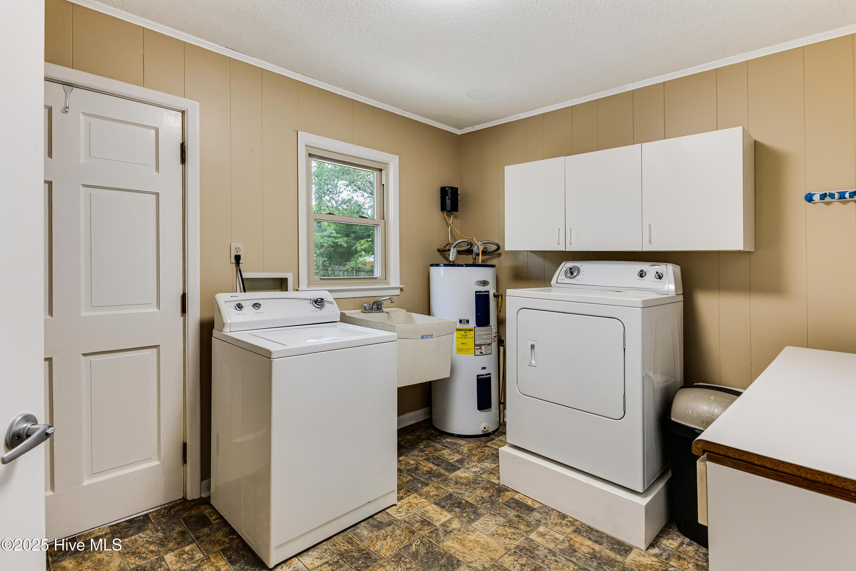 100523240 | Photo 12