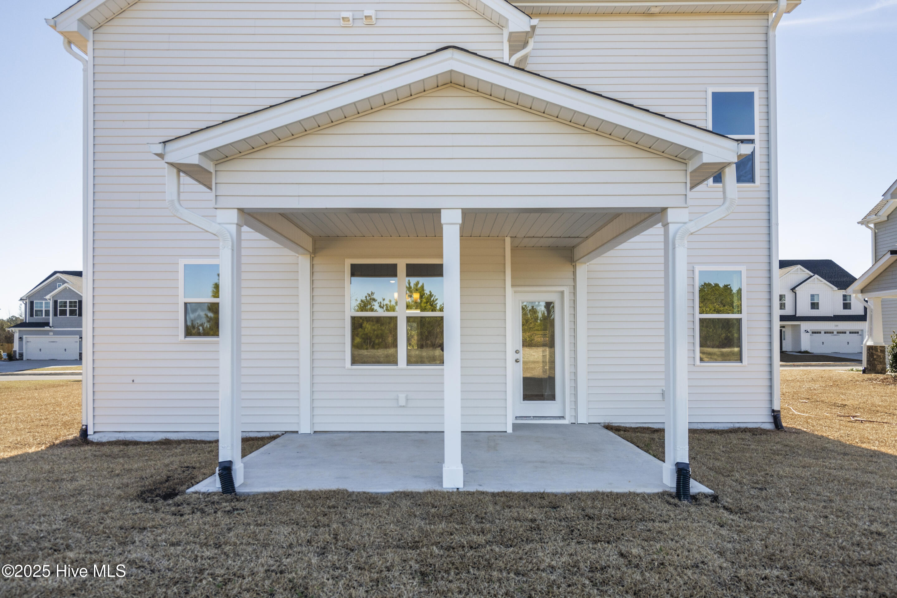 100550382 | Photo 45