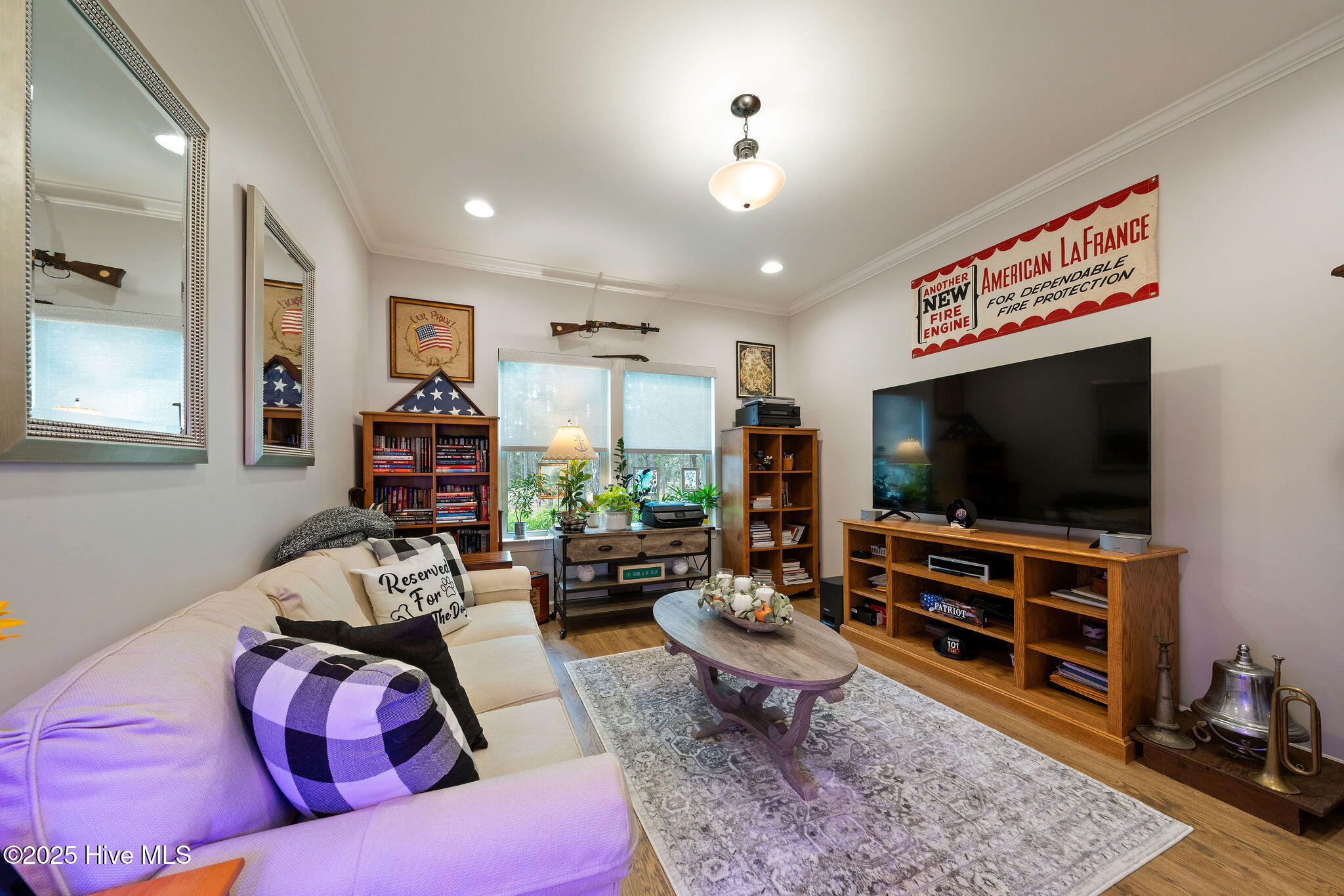 100529341 | Photo 10