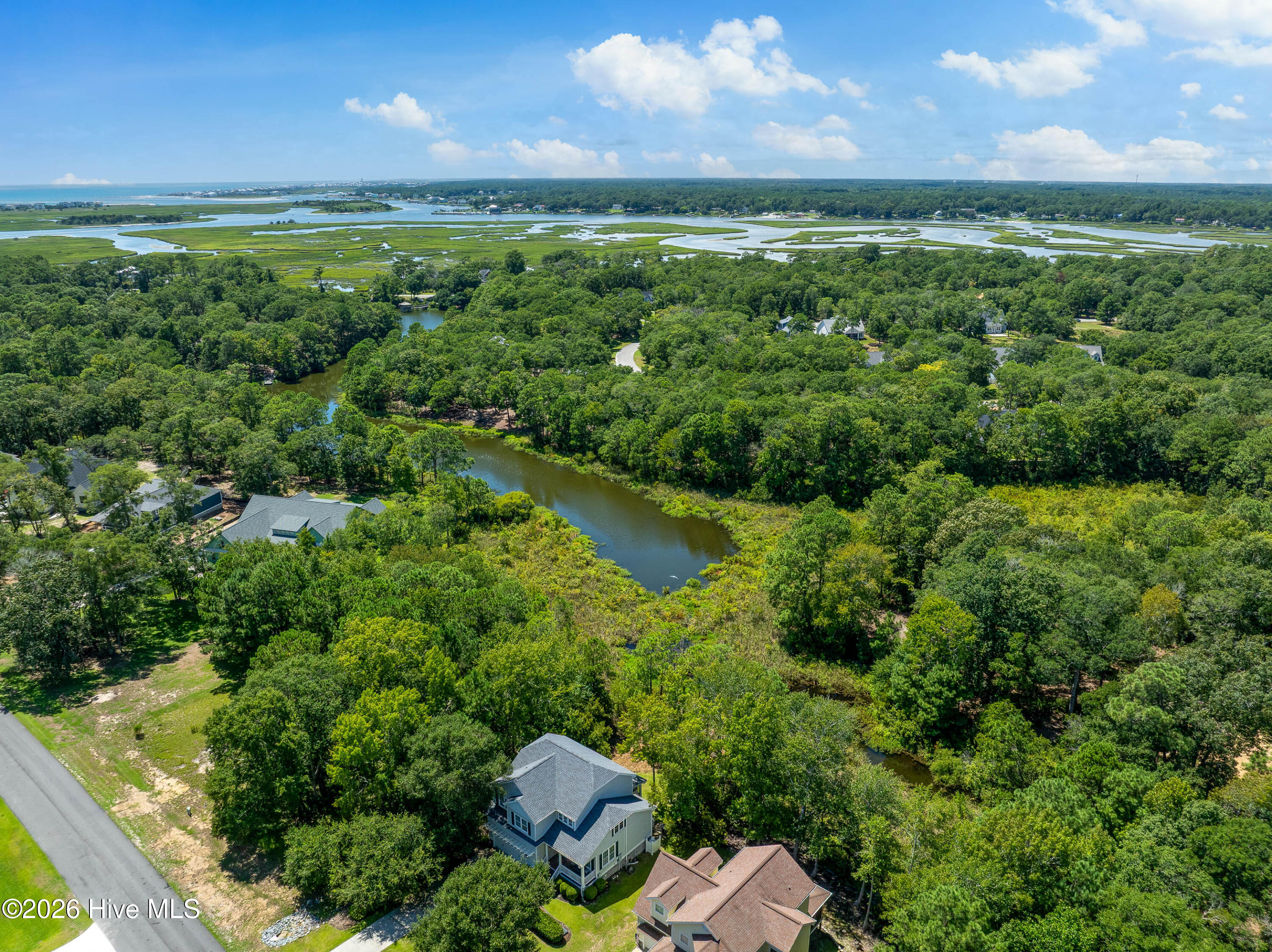 100563119 | Photo 86