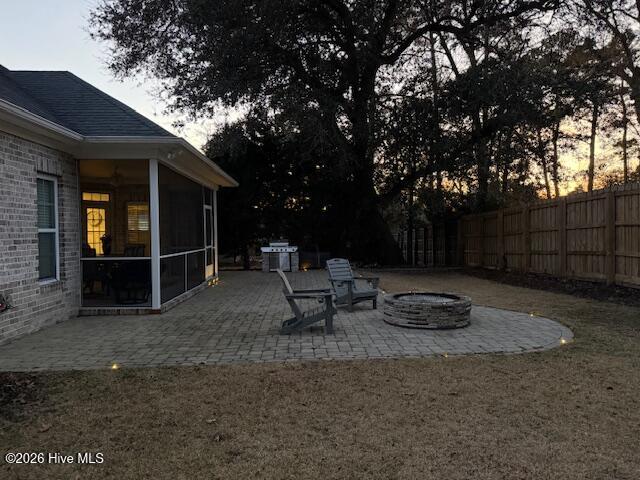 100548137 | Photo 51