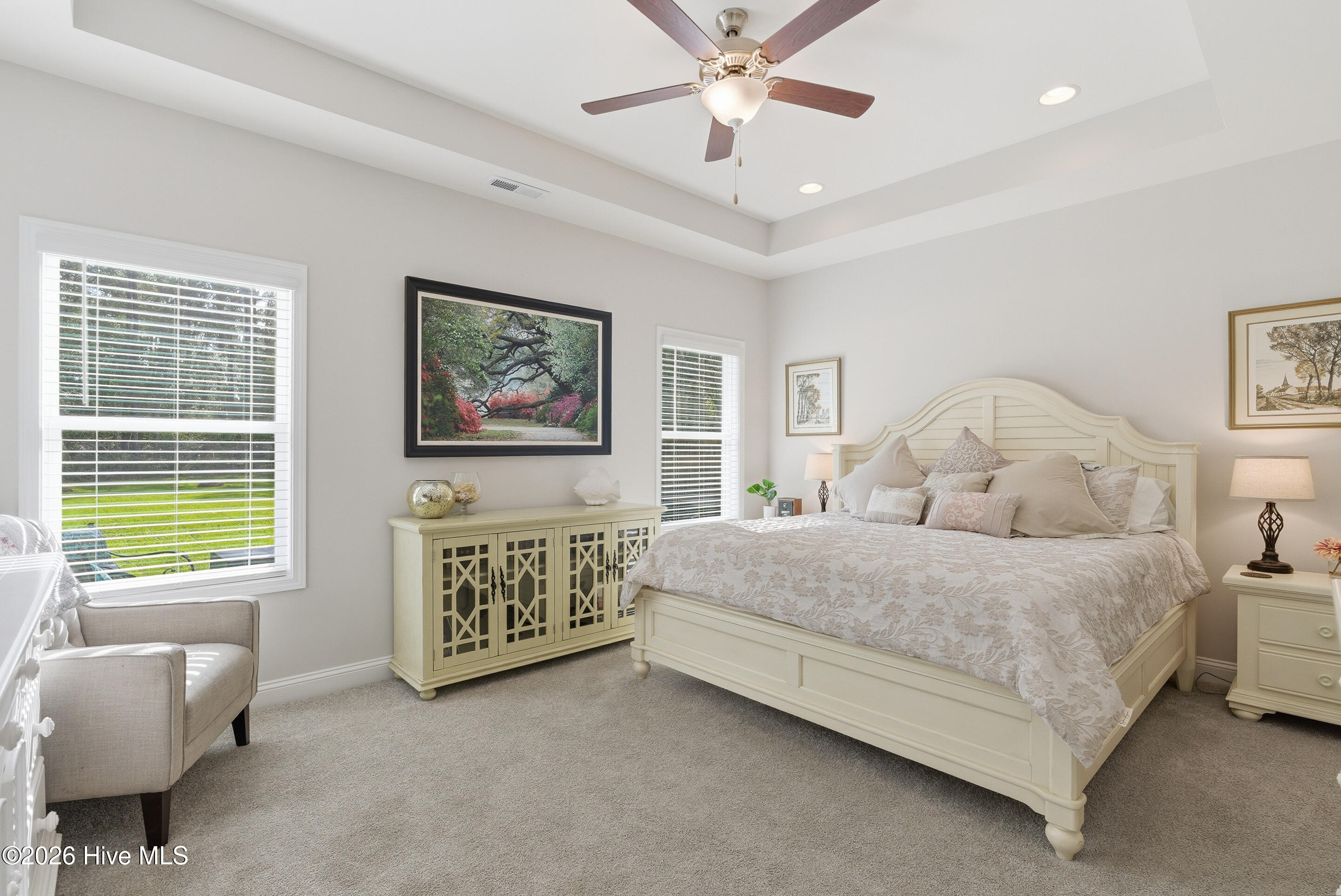 100562920 | Photo 16