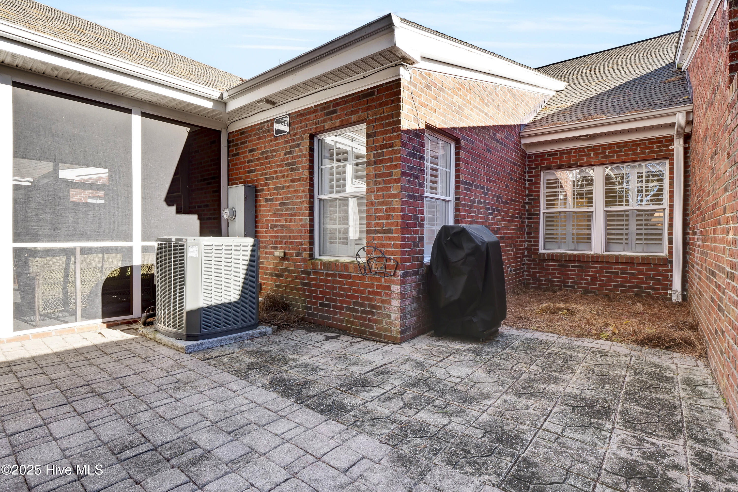 100545756 | Photo 20