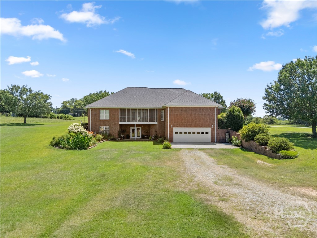 1121 Beacon Light Road