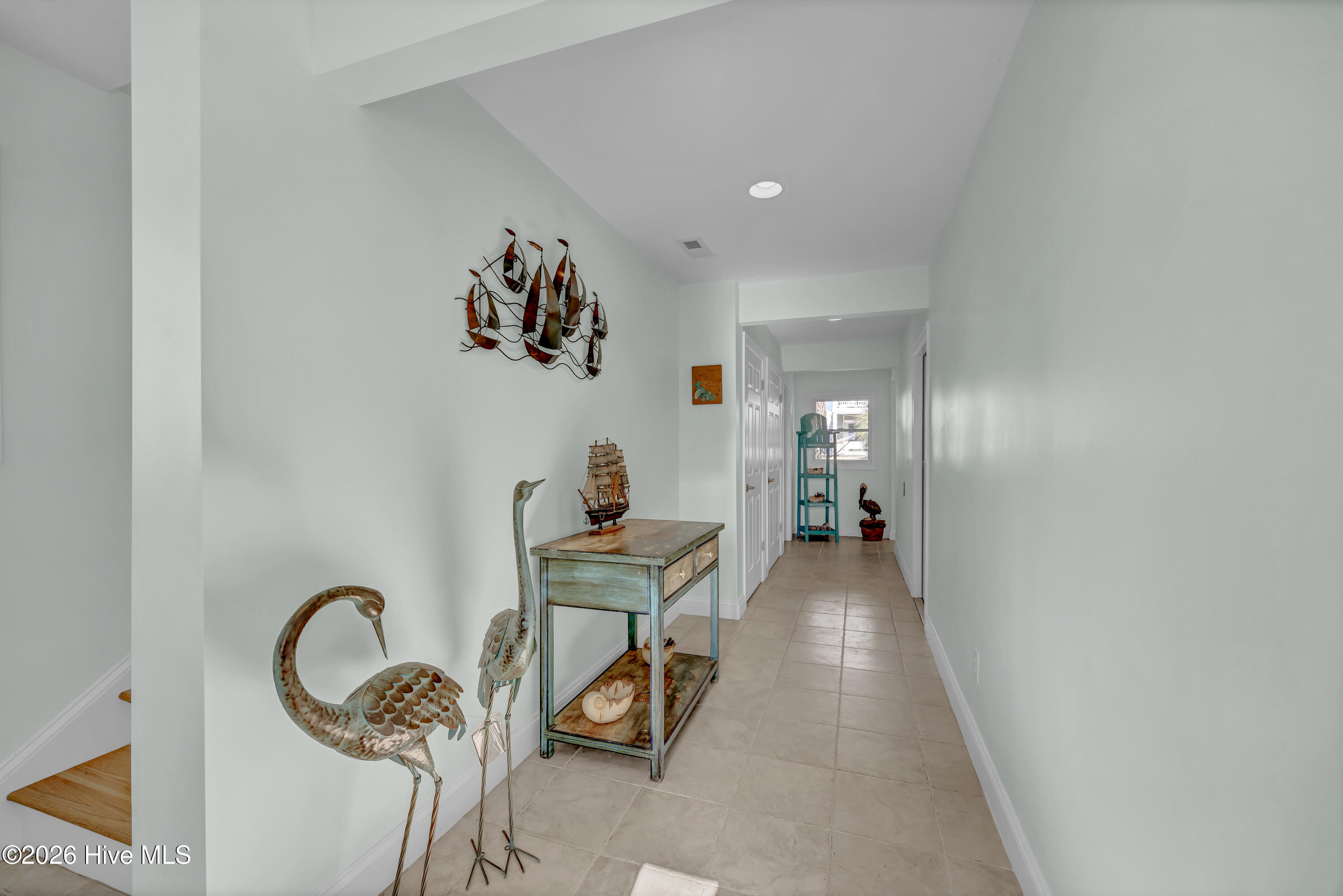 100560542 | Photo 24