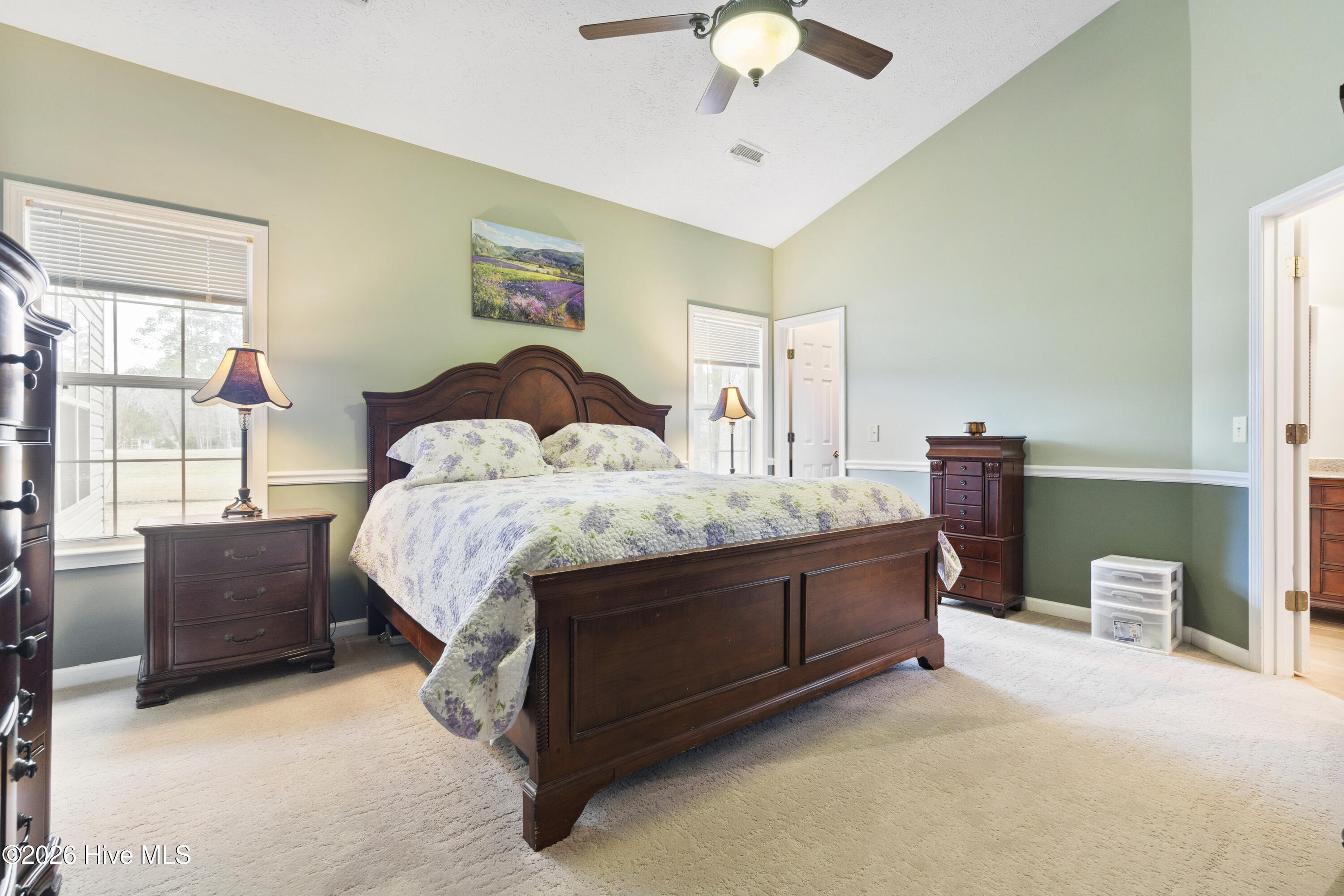 100551724 | Photo 20