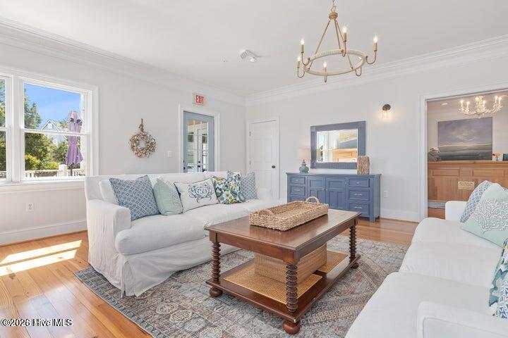 100557980 | Photo 22