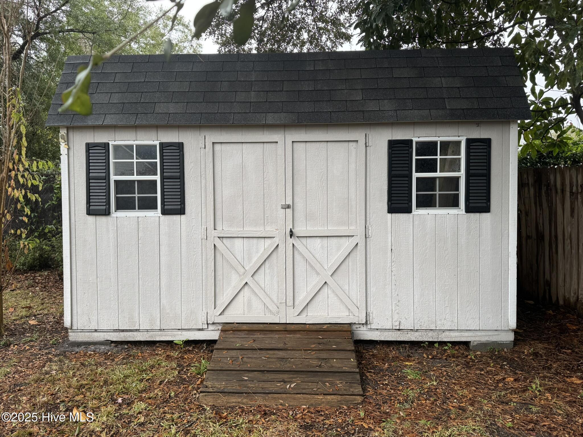 100543722 | Photo 10