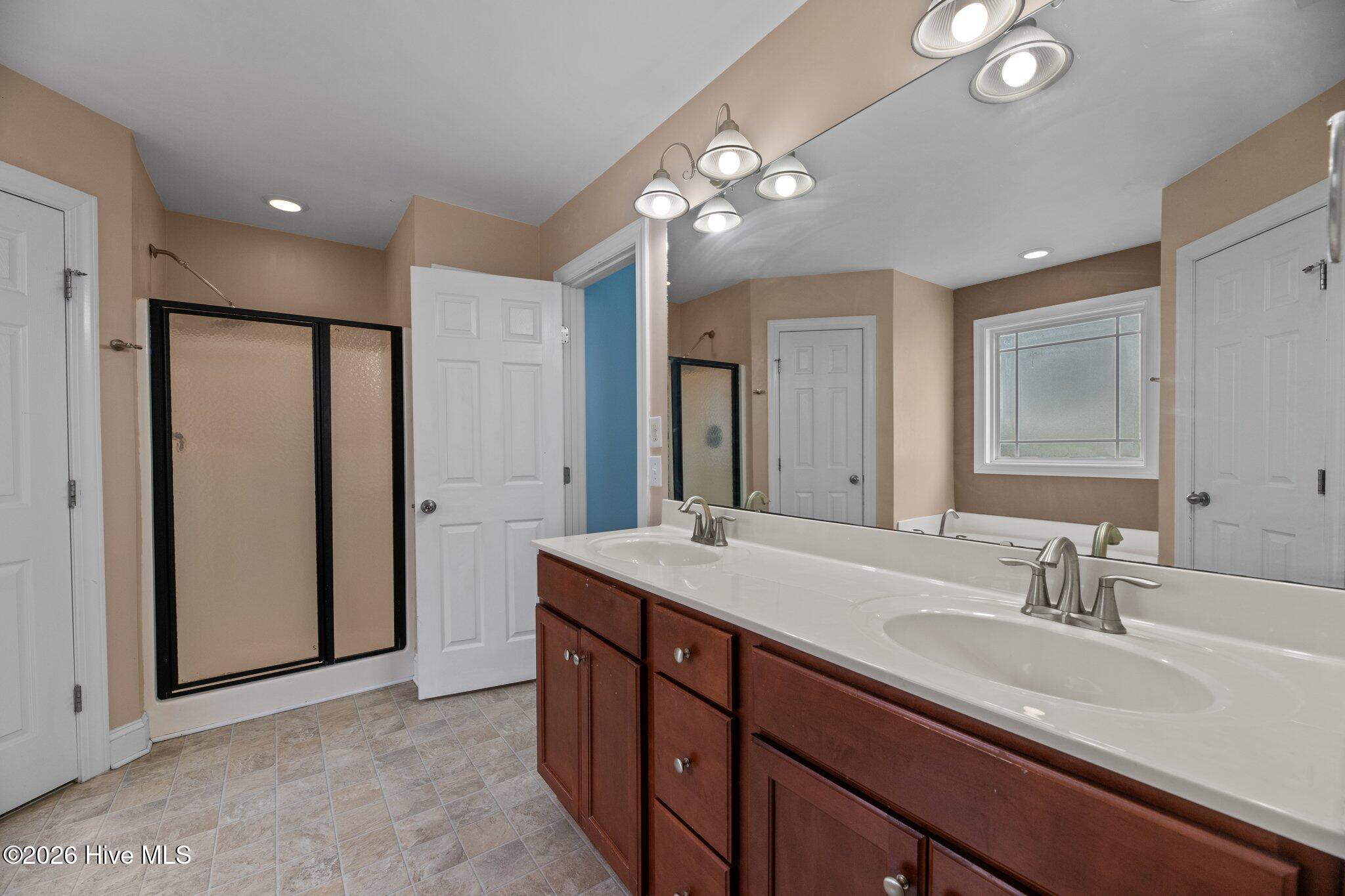 300 Hawks Bluff Drive,New Bern