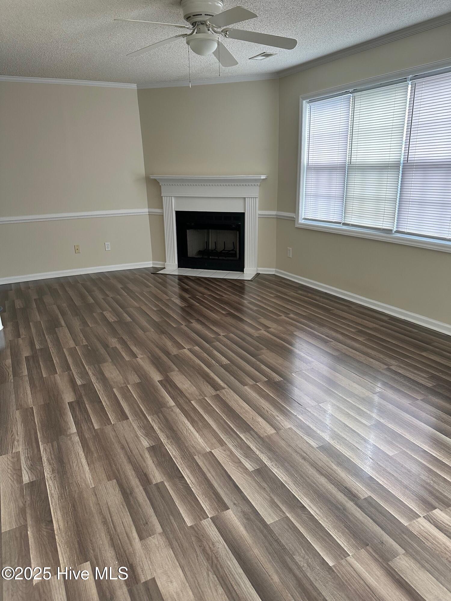 Sterling Pointe Drive 3917 KK8 (3)