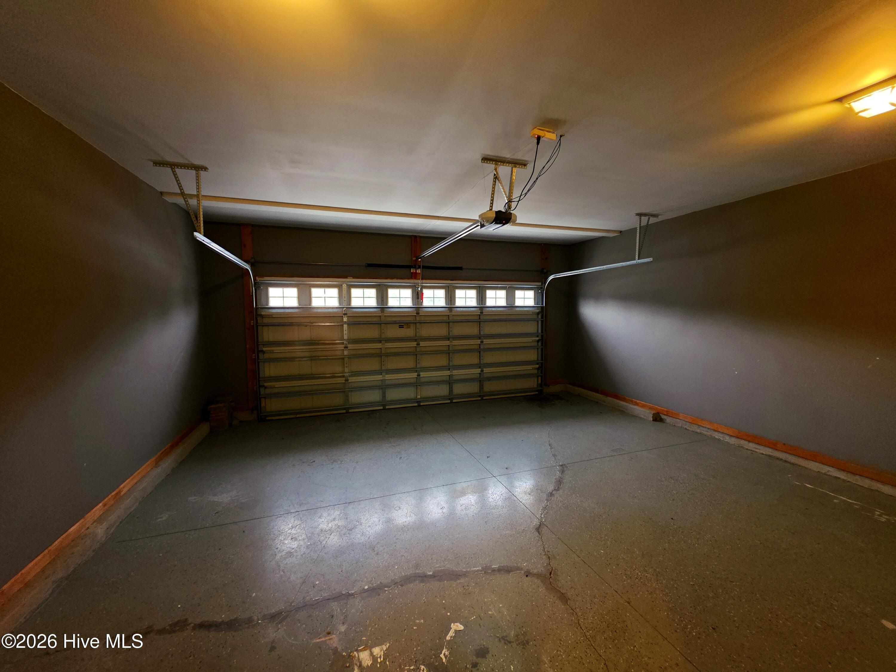 100555803 | Photo 13