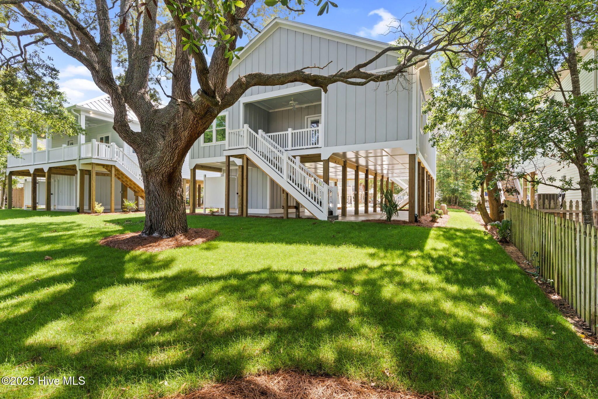 100523673 | Photo 47