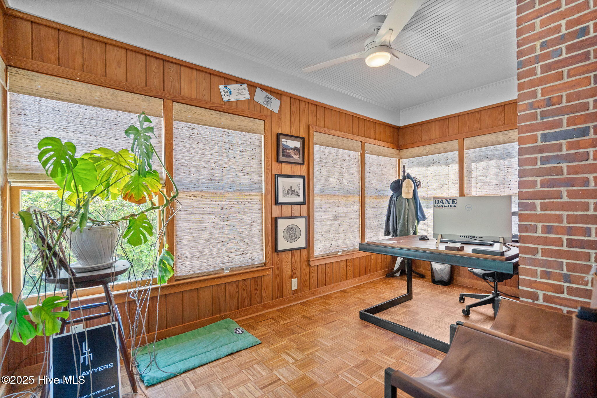 100528962 | Photo 19