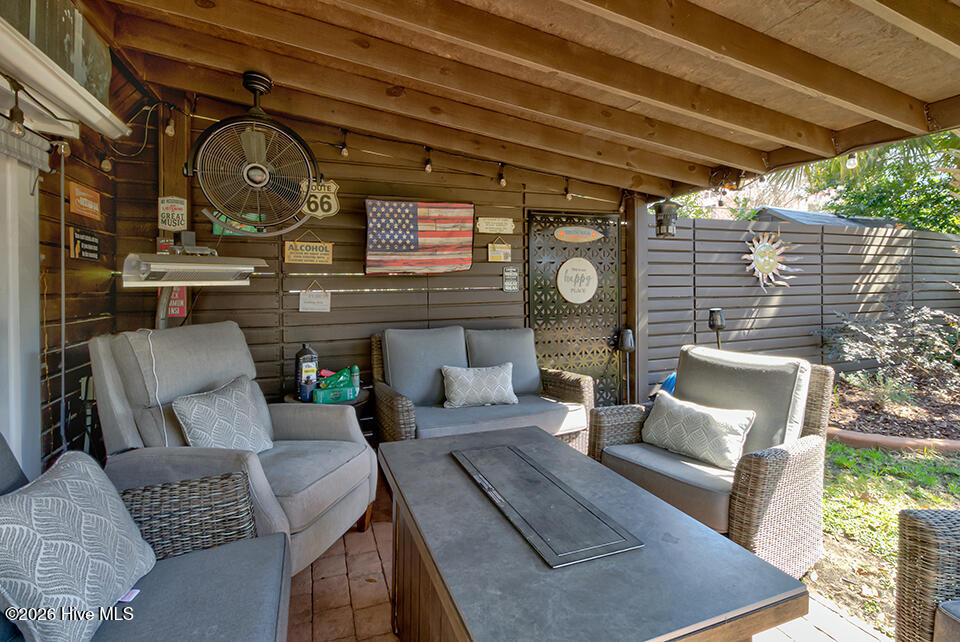 100557542 | Photo 39