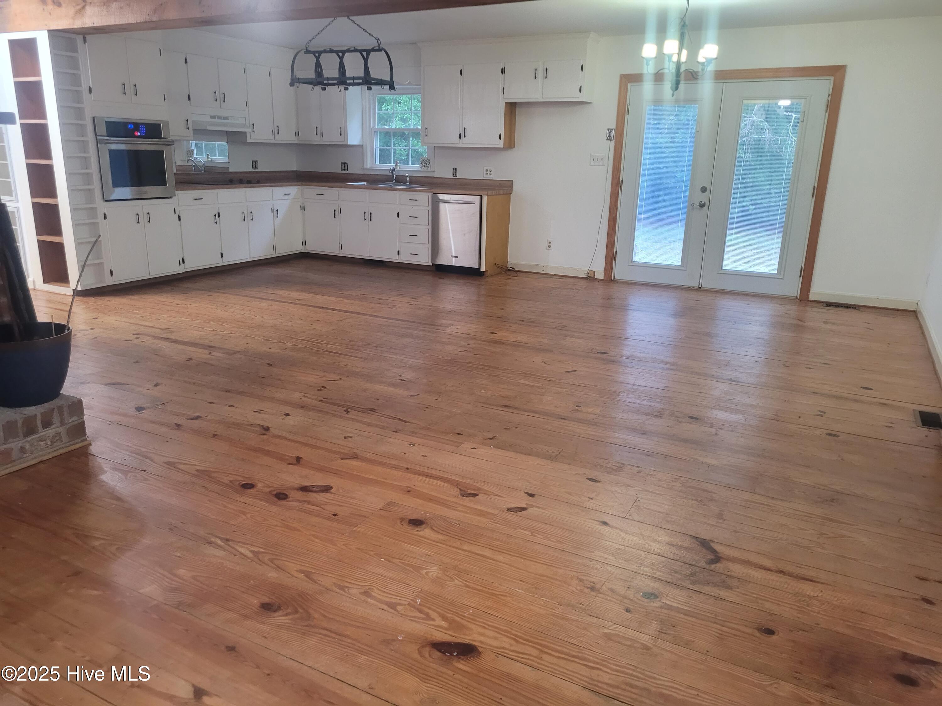 Homes for sale in Deep Run, NC | 1810 Hickerson Cir, Deep Run, NC 28525 | MLS# 100507565