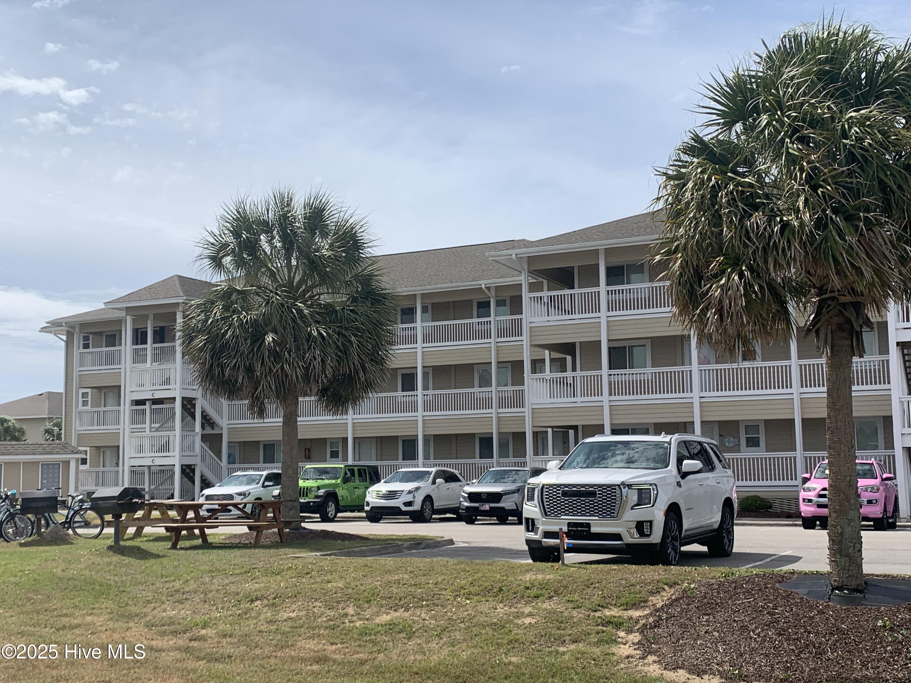 650 Cedar Point Boulevard UNIT C 31, Cedar Point, NC, 28584