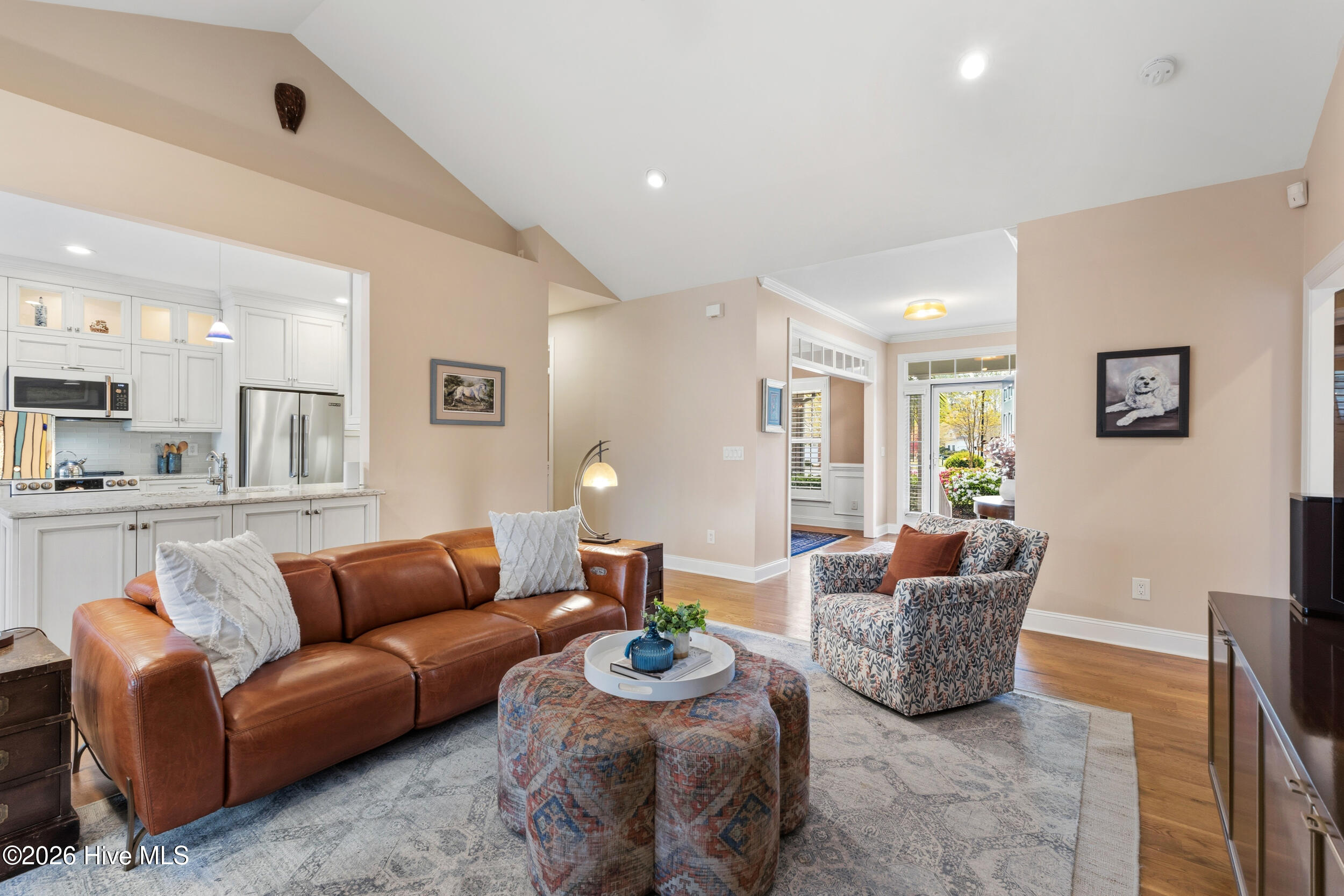 100564040 | Photo 13