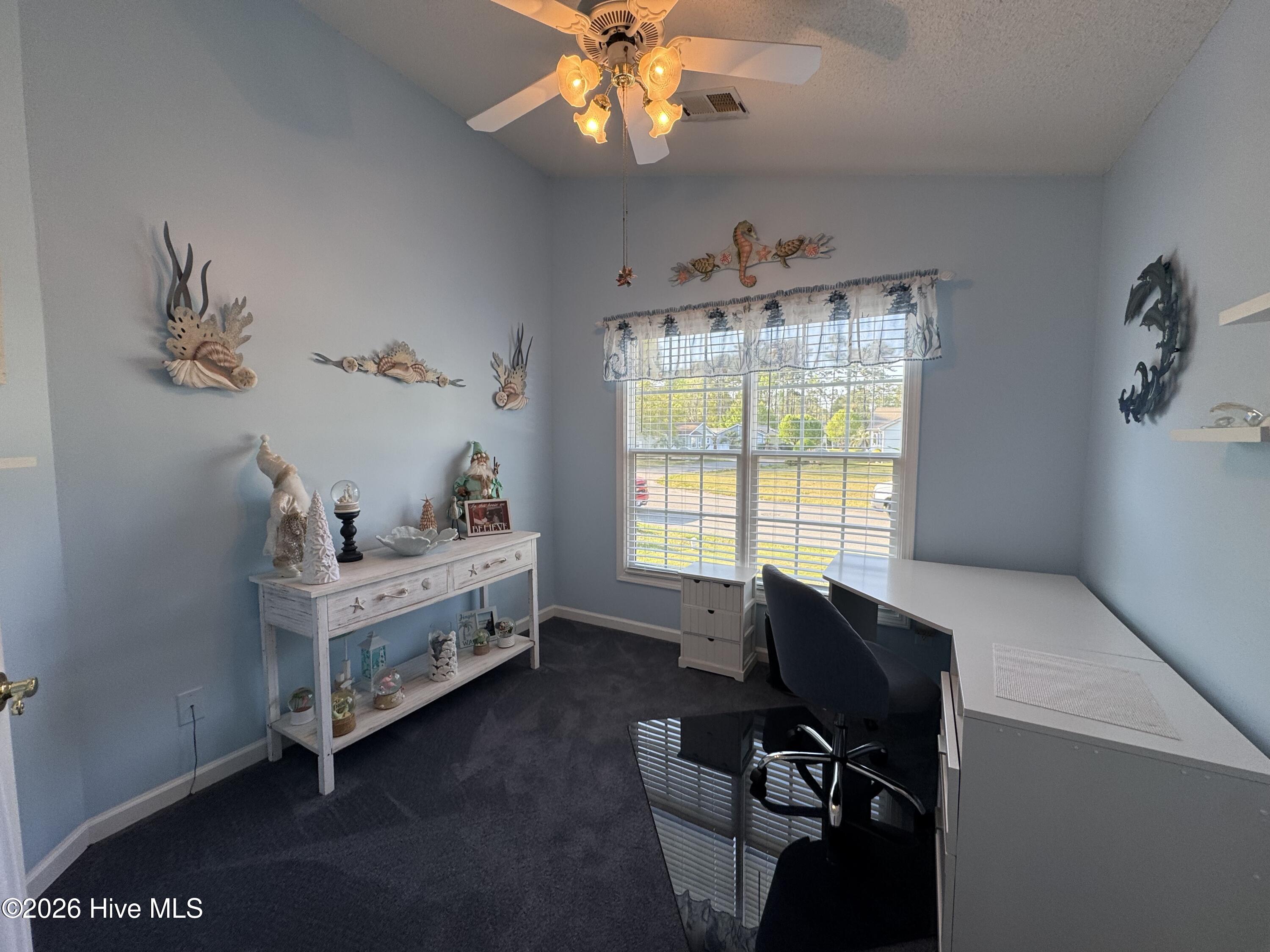 100563422 | Photo 16