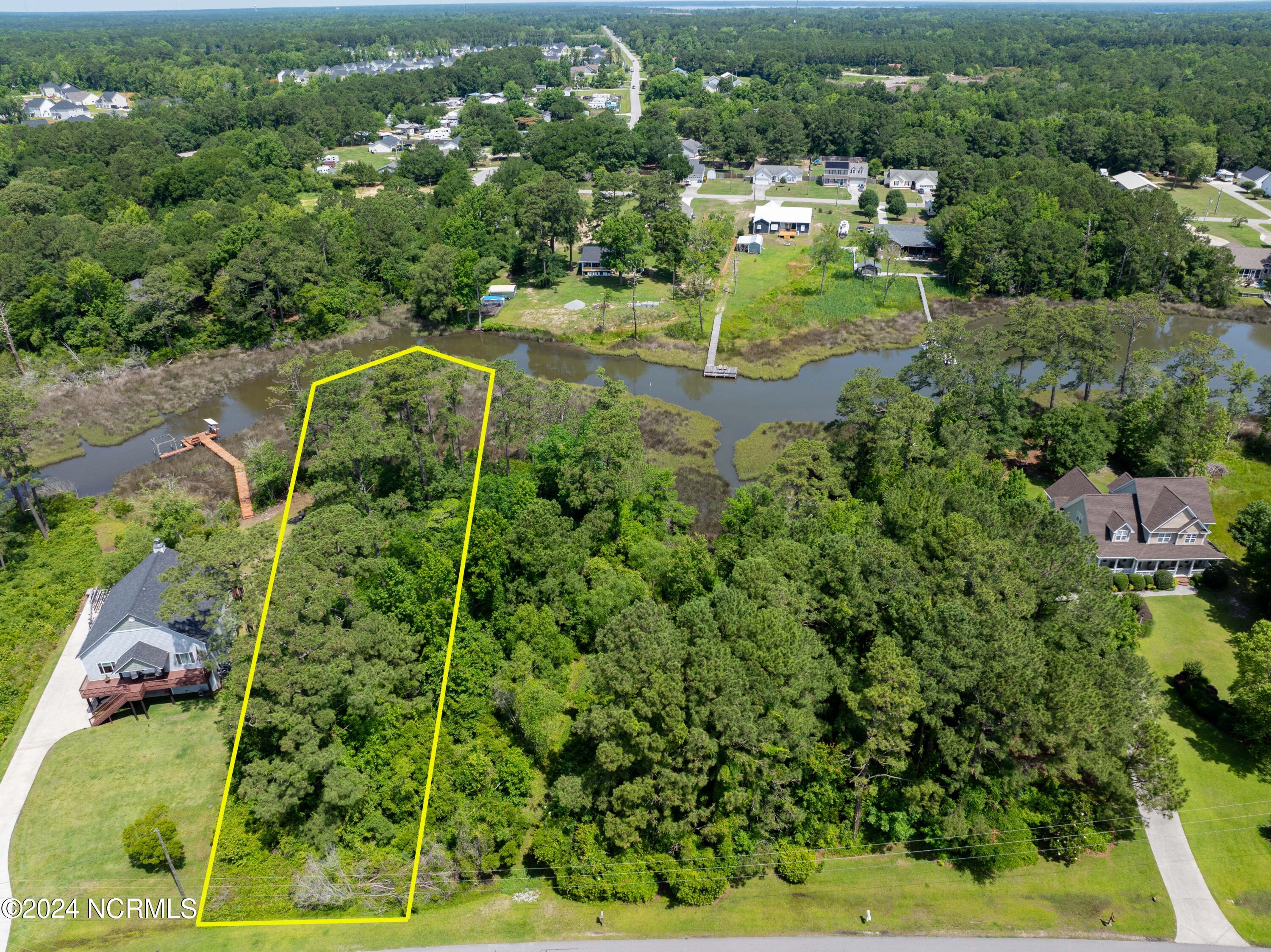 100559086 | Photo 17