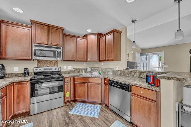 100566246 | Photo 10