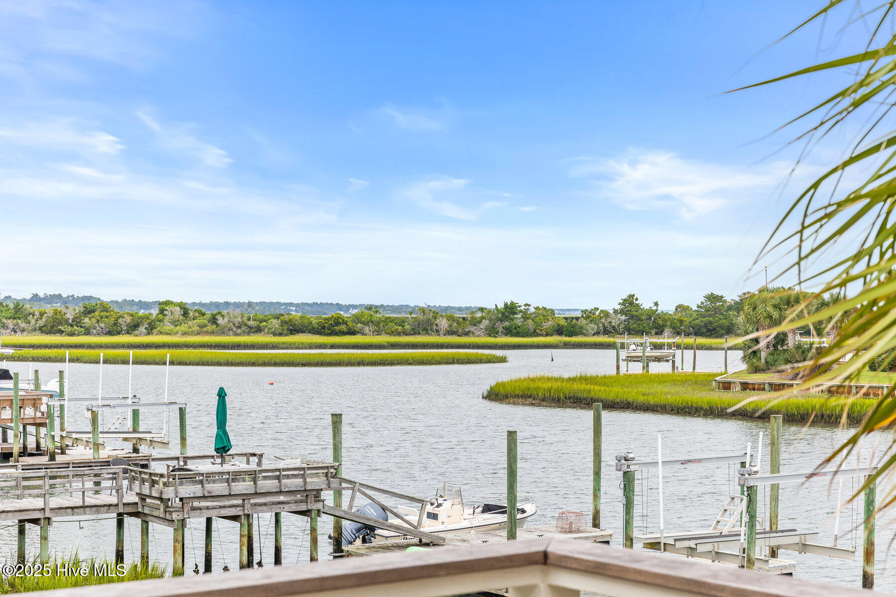 100530519 | Photo 54