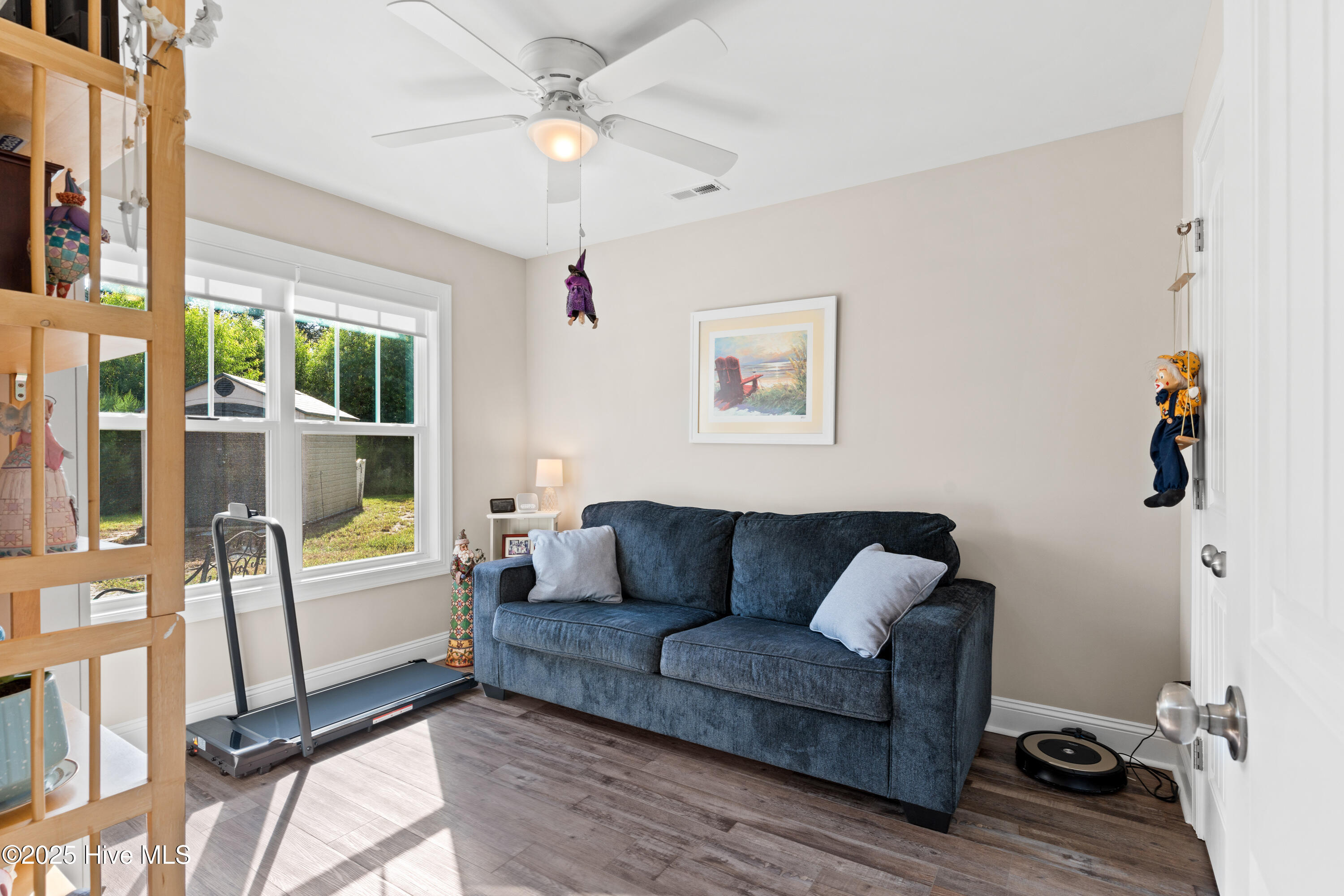 100527918 | Photo 23