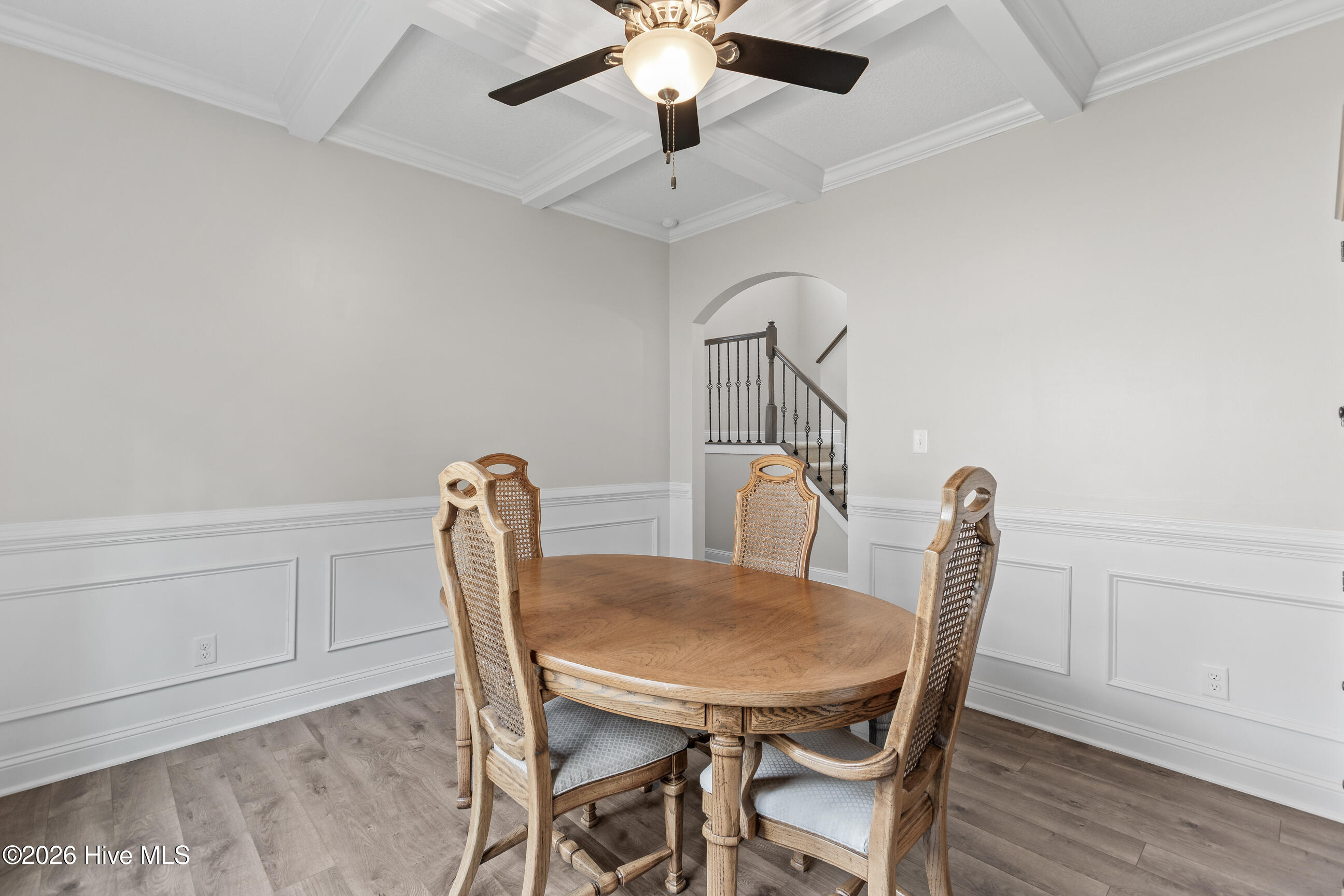 100564730 | Photo 14